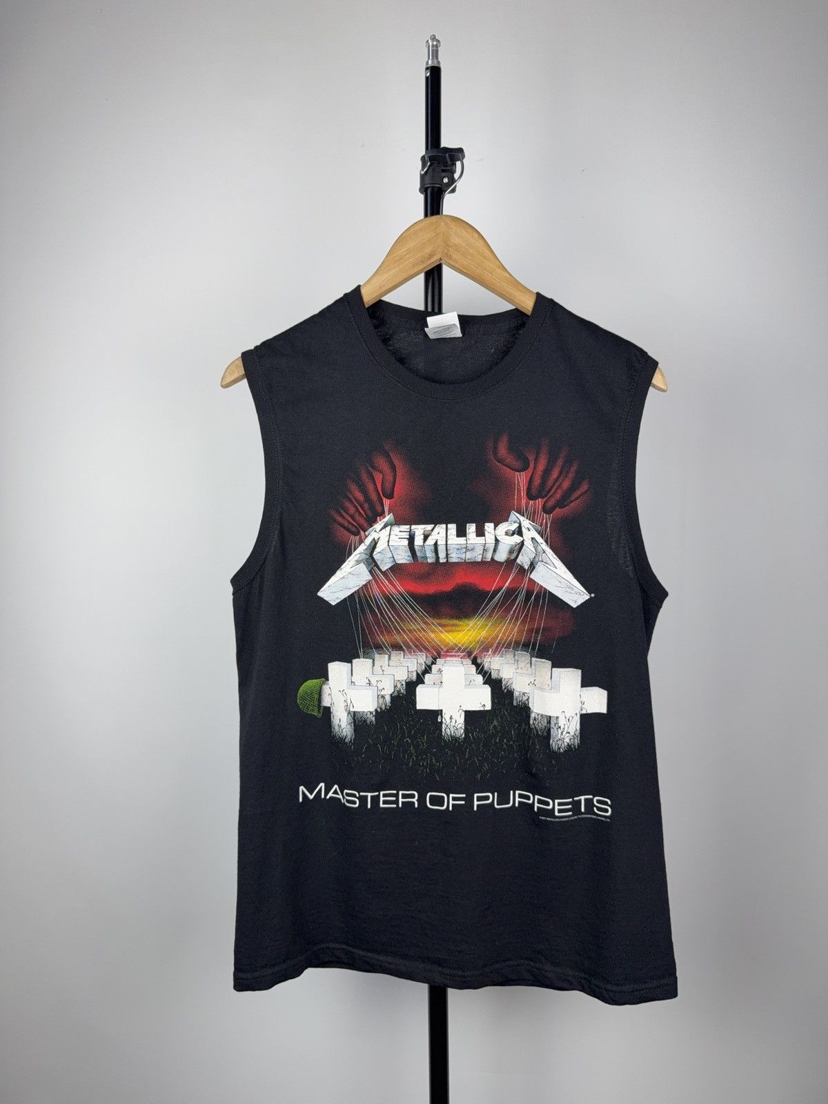 Metallica X Vintage 00s Vintage Metallica 2007 Master Of Puppets Sleeves T-Shirts, Hoodie, Sweatshirt | PodTeesHub.com