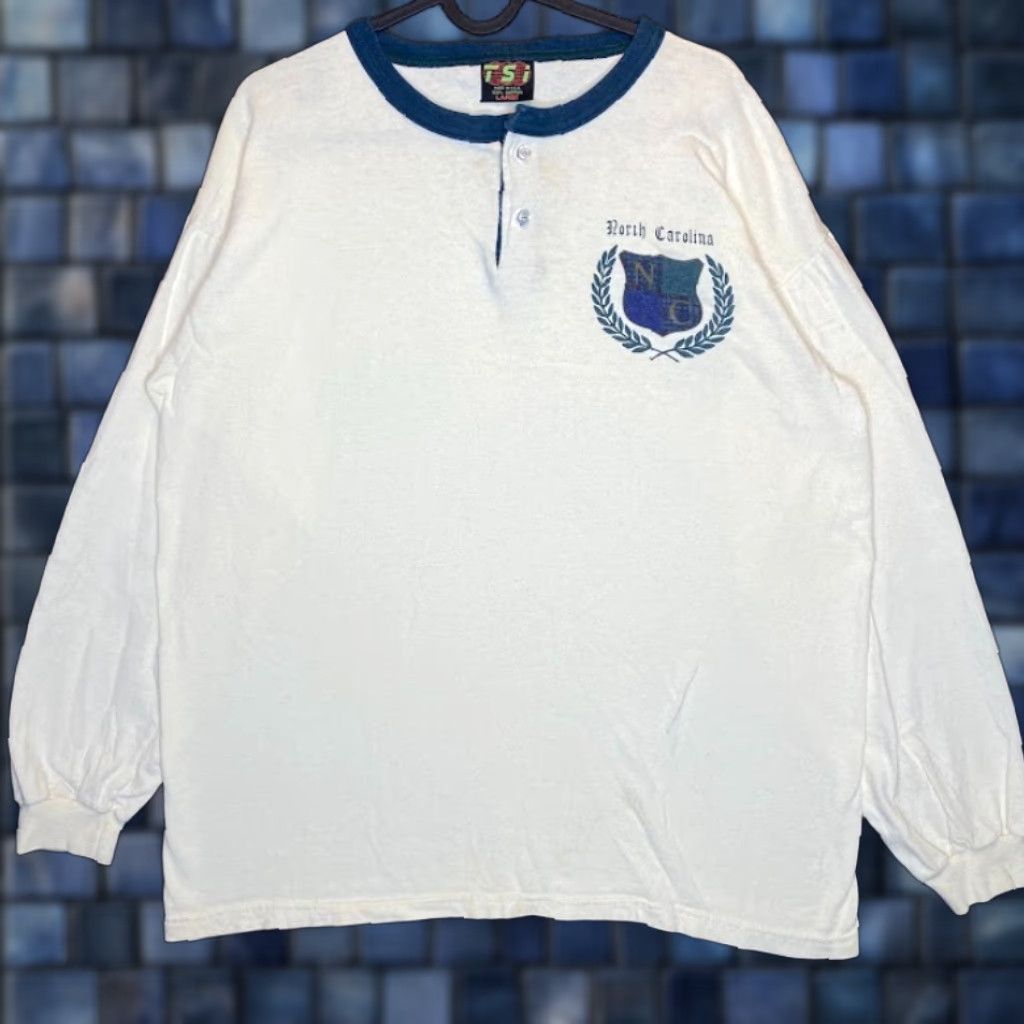 Vintage Tsi Shirt Men S L White Long Sleeve 90s North Carolina Crest Print University Sports Hoodie, Sweatshirt