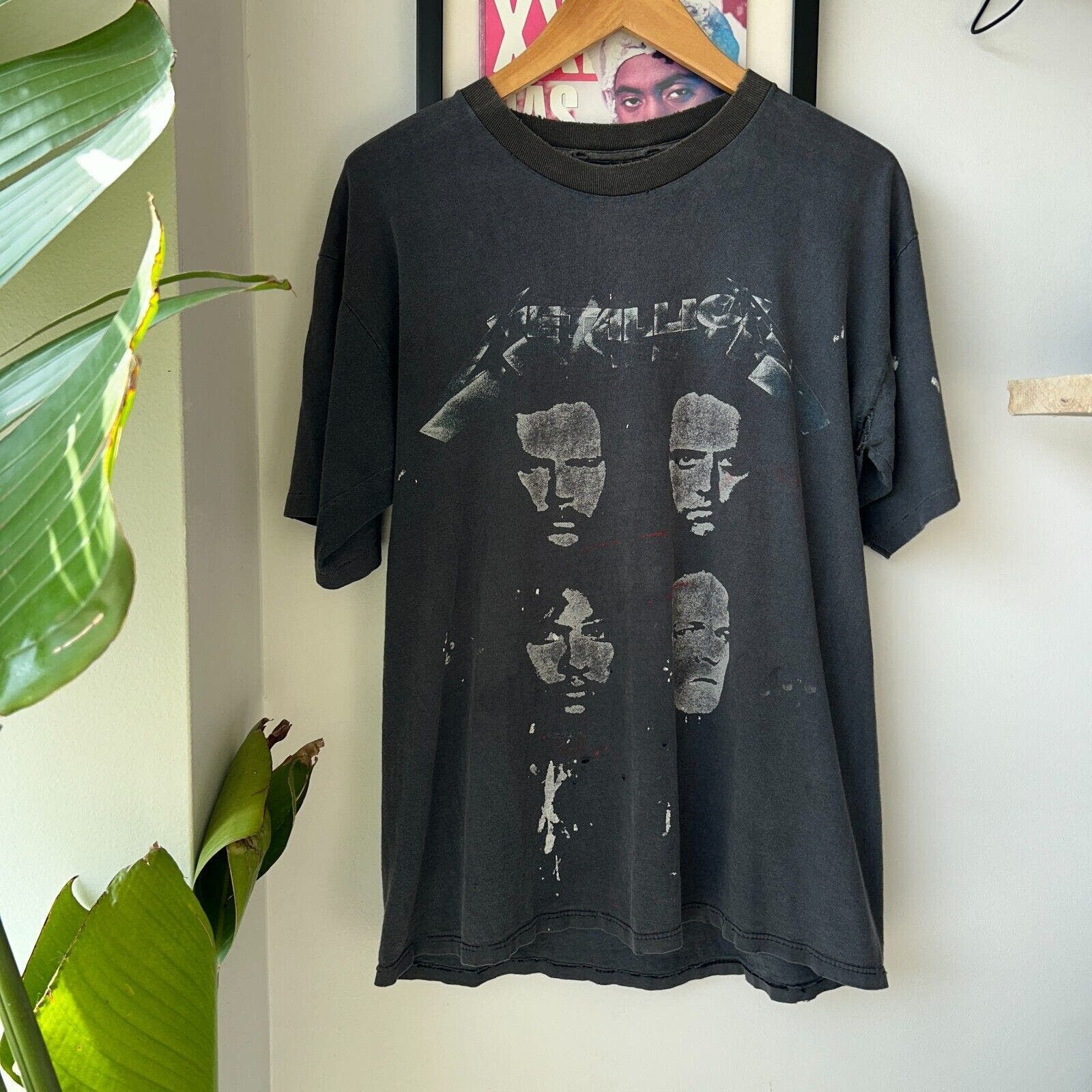 Vintage 1991 Metallica Black Tour Thrashed Band T Shirt L Hoodie, Sweatshirt | PodTeesHub.com