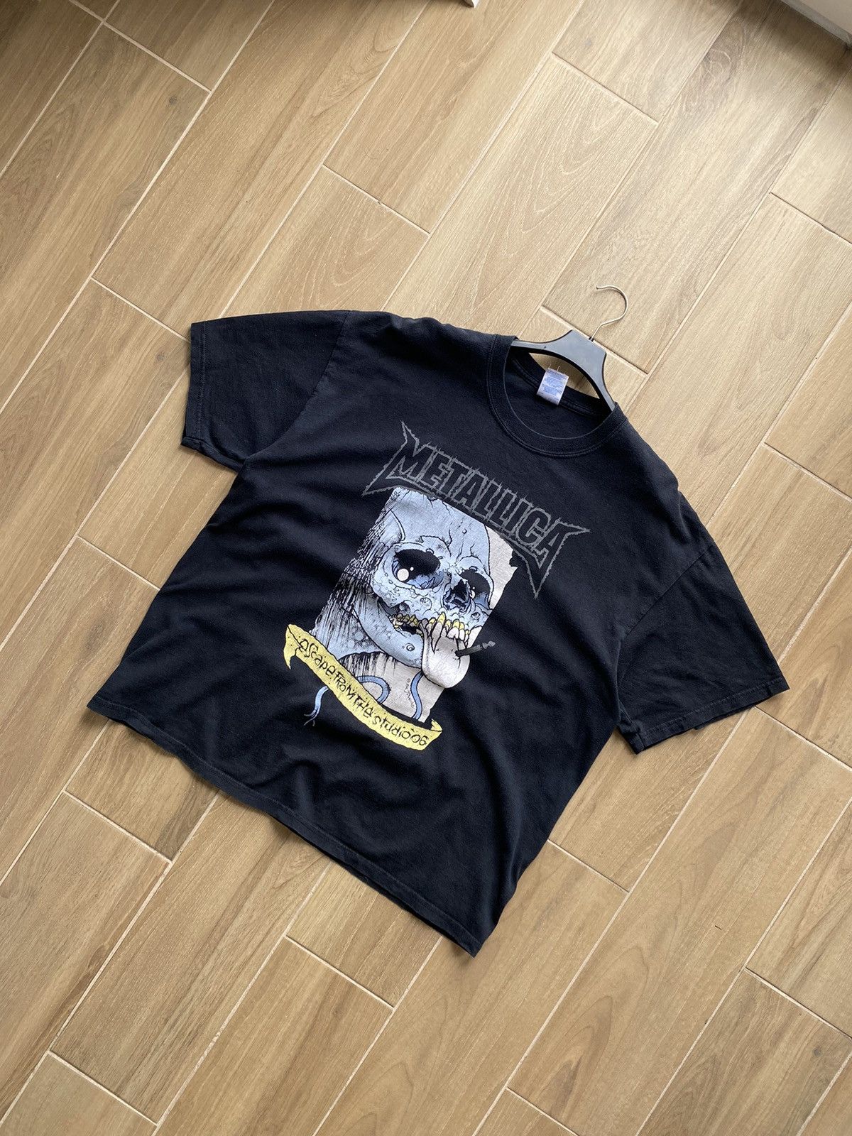 Vintage Metallica 2006 Tour Tee Hoodie, Sweatshirt | PodTeesHub.com