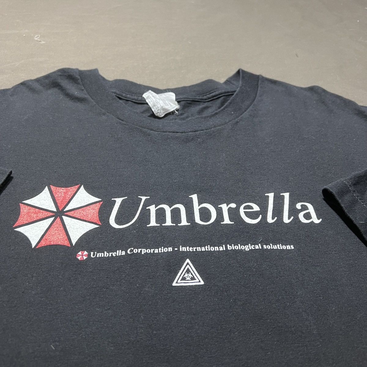 The Game Vintage Y2k Umbrella Corp Resident Evil Capcom Biohazard 2xl T-Shirts, Hoodie, Sweatshirt | PodTeesHub.com