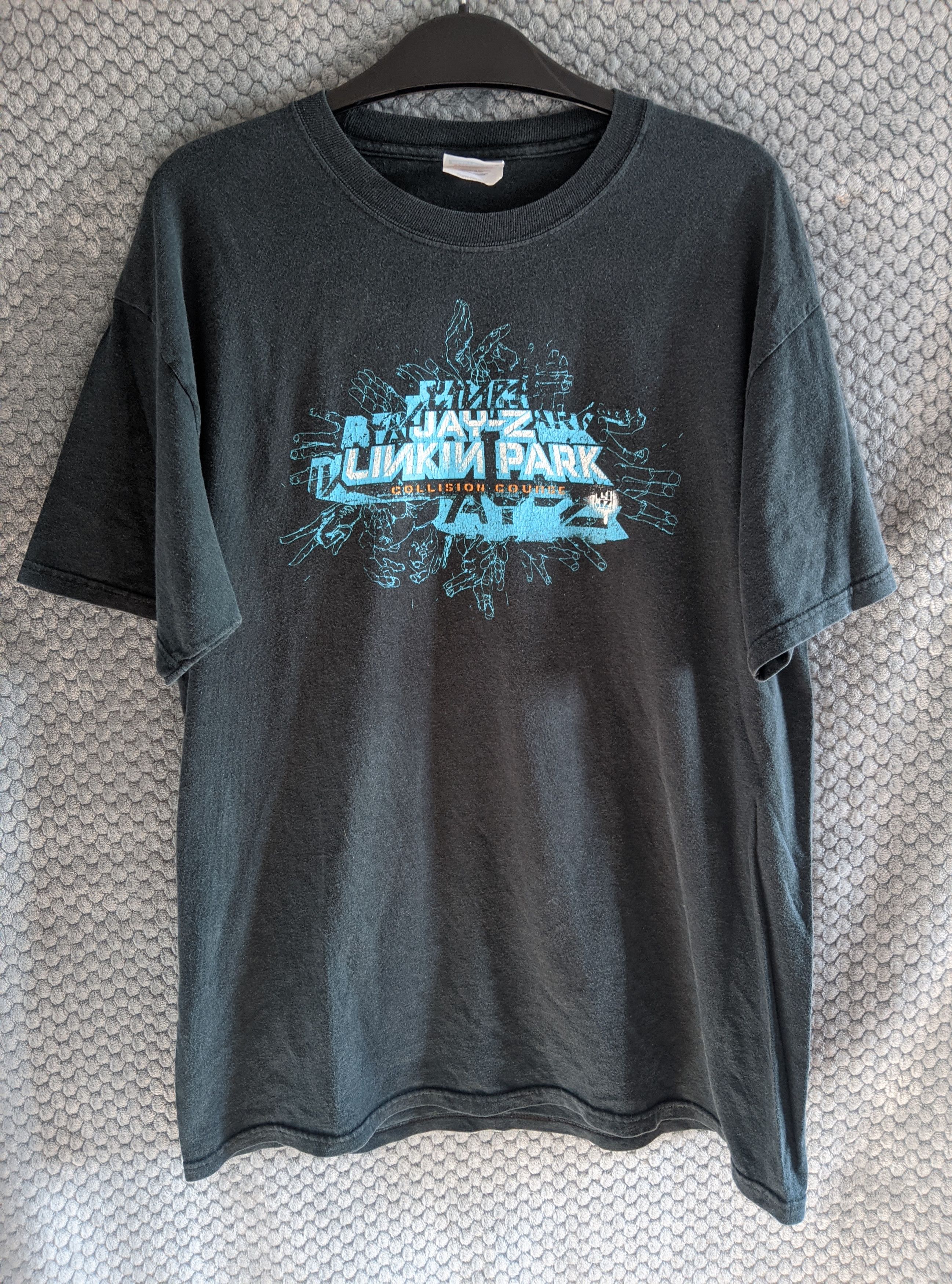 Rap Tees X Vintage Vintage 2004 Linkin Park Jay Z Collision Course T Shirt Hoodie, Sweatshirt | PodTeesHub.com