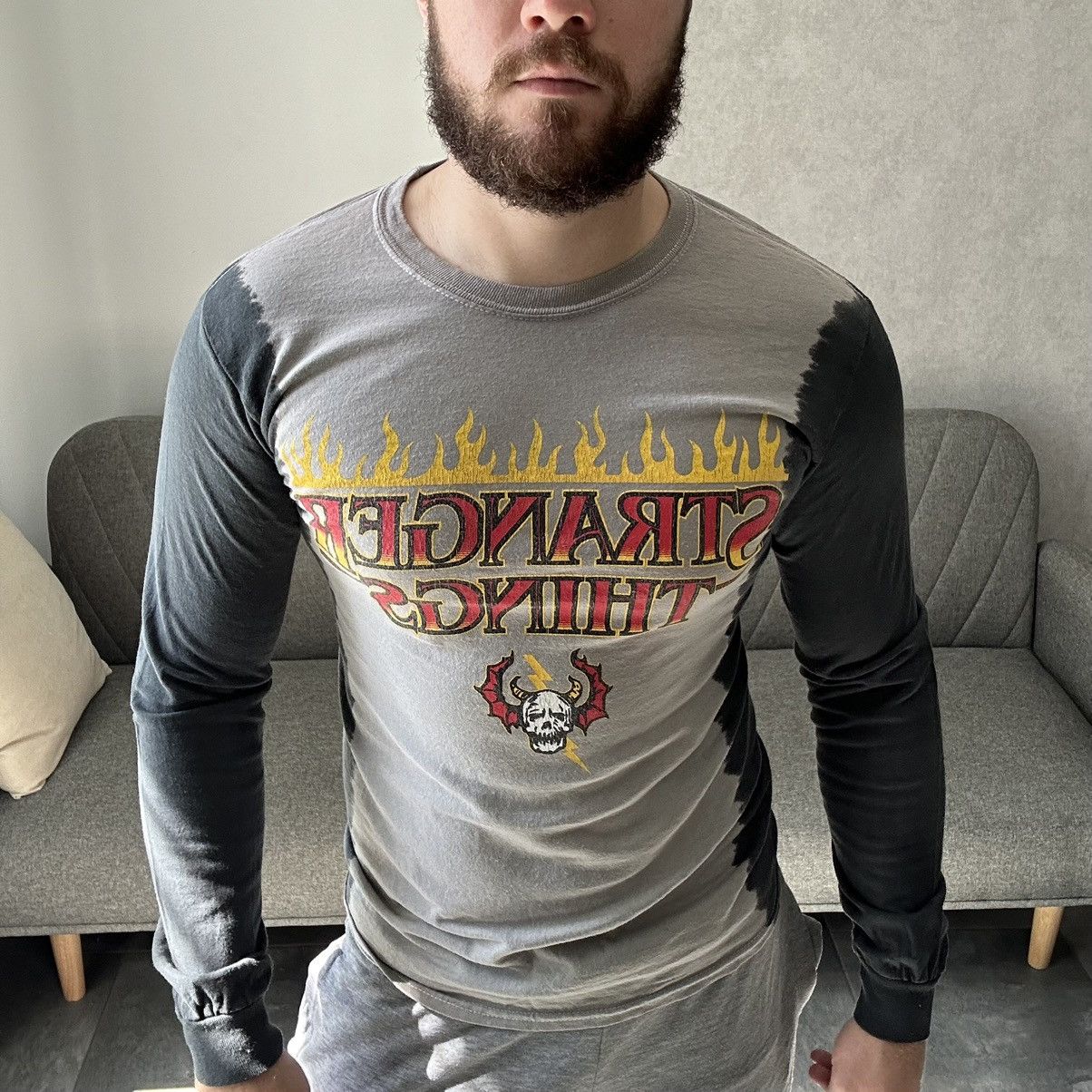 Vintage Japanese Style Strange Things Longs Levee T Shirts Hoodie, Sweatshirt | PodTeesHub.com