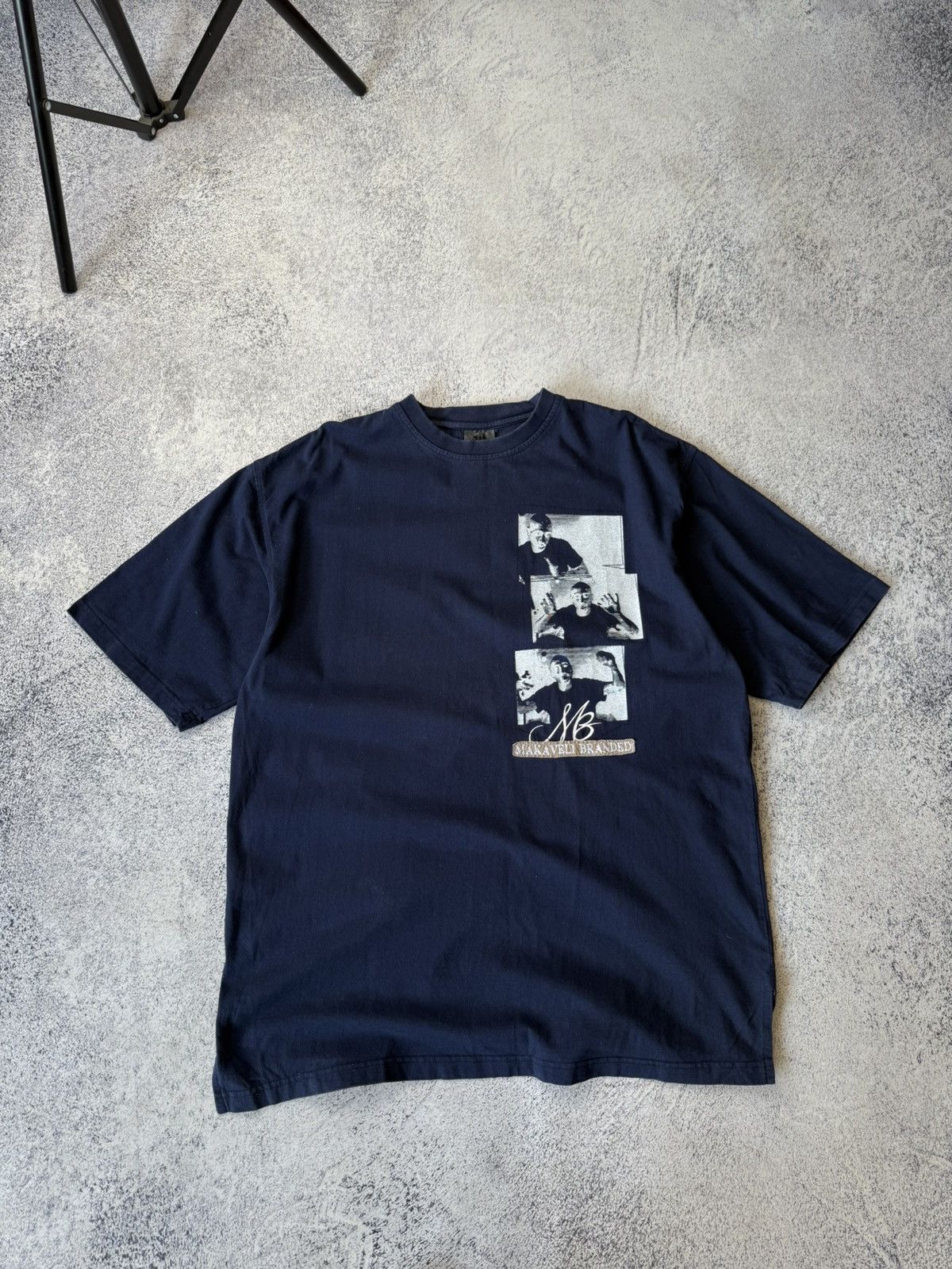 Rap Tees Vintage Tupac Shakur Makaveli Mens Rap Tee 00 S Hip Hop 2pac Hoodie, Sweatshirt | PodTeesHub.com