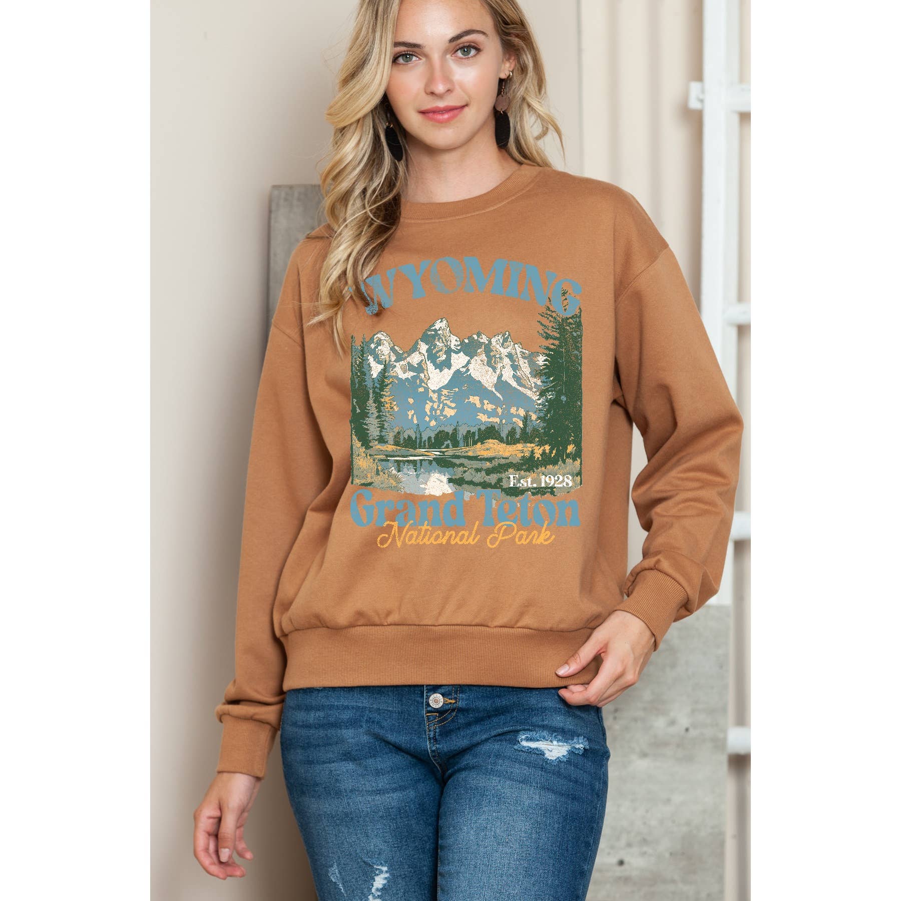 Grand Teton Wyoming Crewneck Sweatshirt T-Shirts, Hoodie | PodTeesHub.com