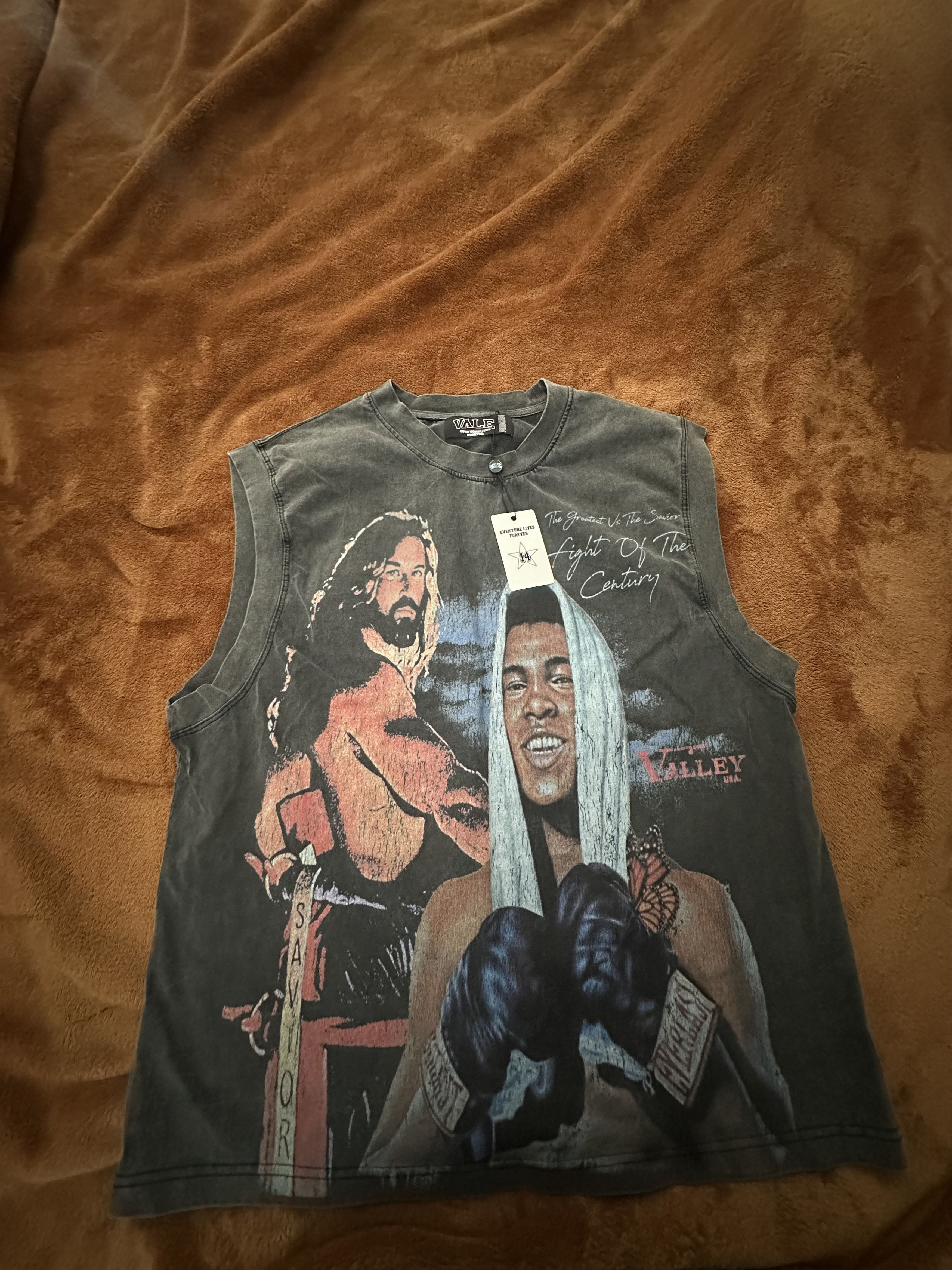 Vale Savior Vs The Champ Tee Hoodie, Sweatshirt | PodTeesHub.com