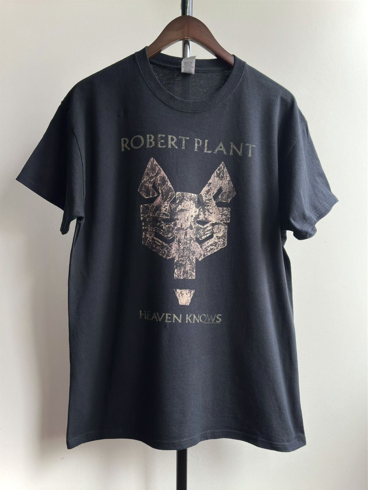 Led Zeppelin X Vintage Vintage Y2k Robert Plant Heaven Knows Tee Hoodie, Sweatshirt | PodTeesHub.com