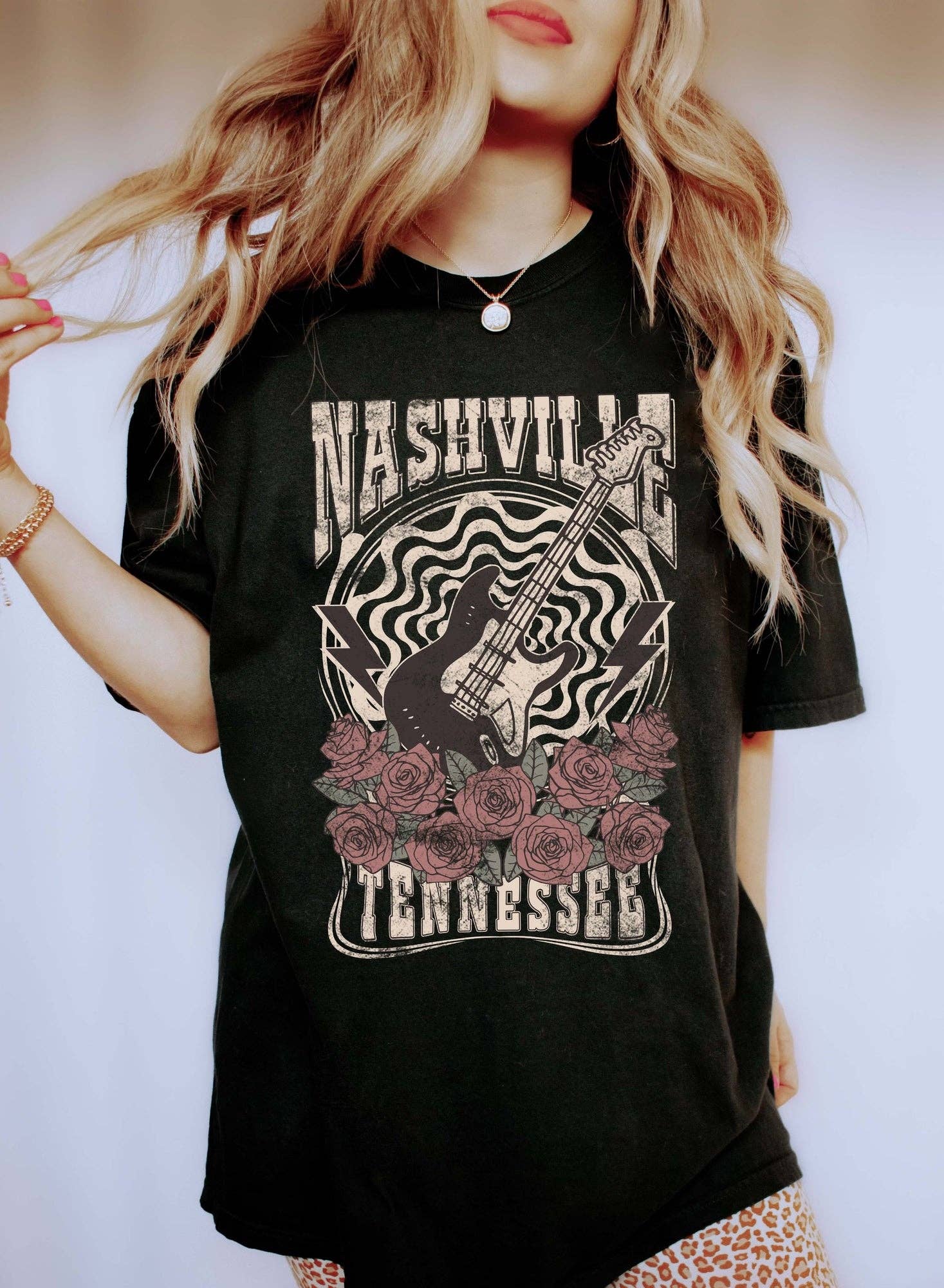 Nashville Tennessee Roses Music Lover T-Shirt Hoodie, Sweatshirt | PodTeesHub.com