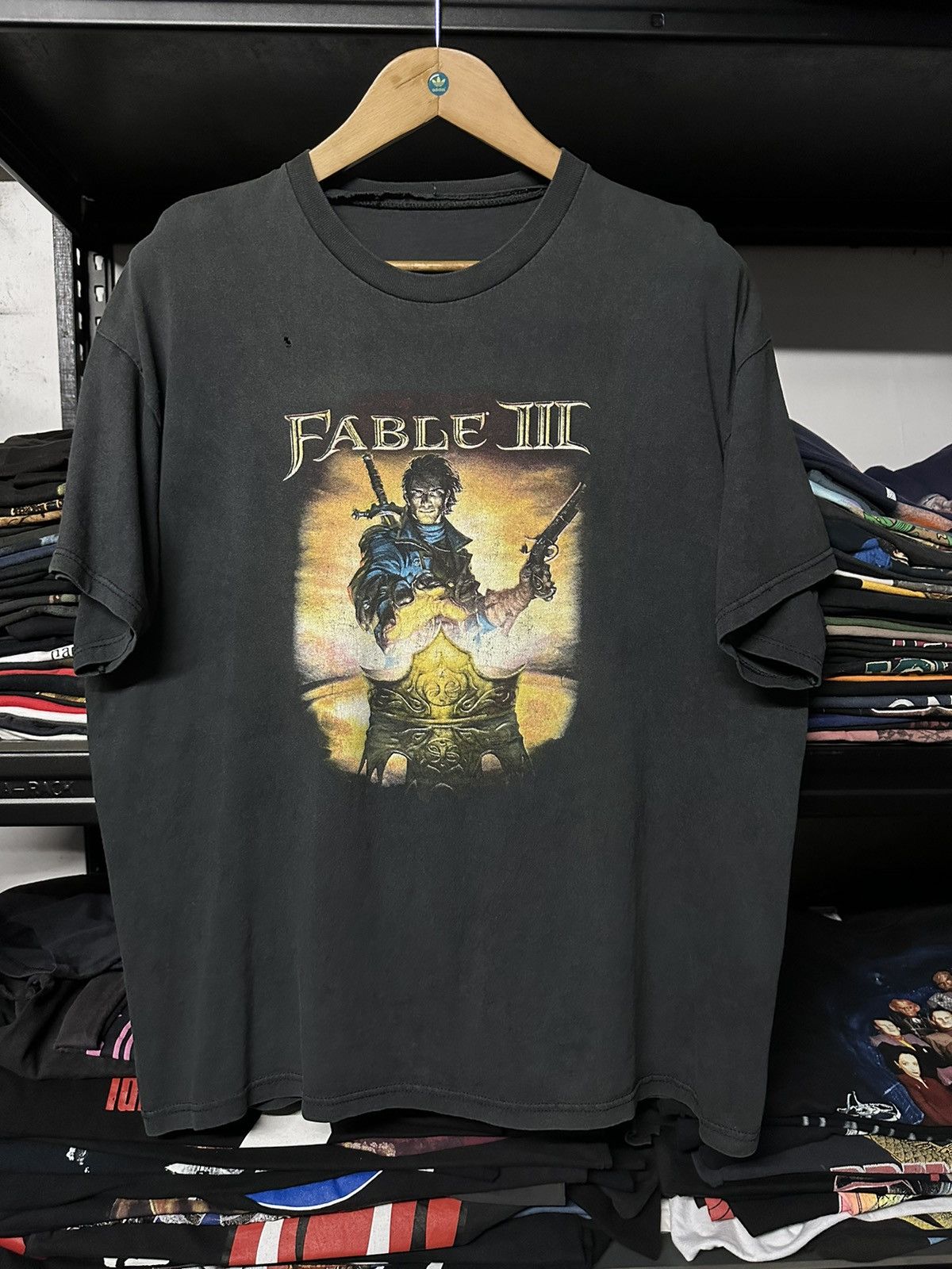 Optic Gaming Vintage Xbox 360 Fable 3 It S A Revolution Faded Tee Hoodie, Sweatshirt | PodTeesHub.com