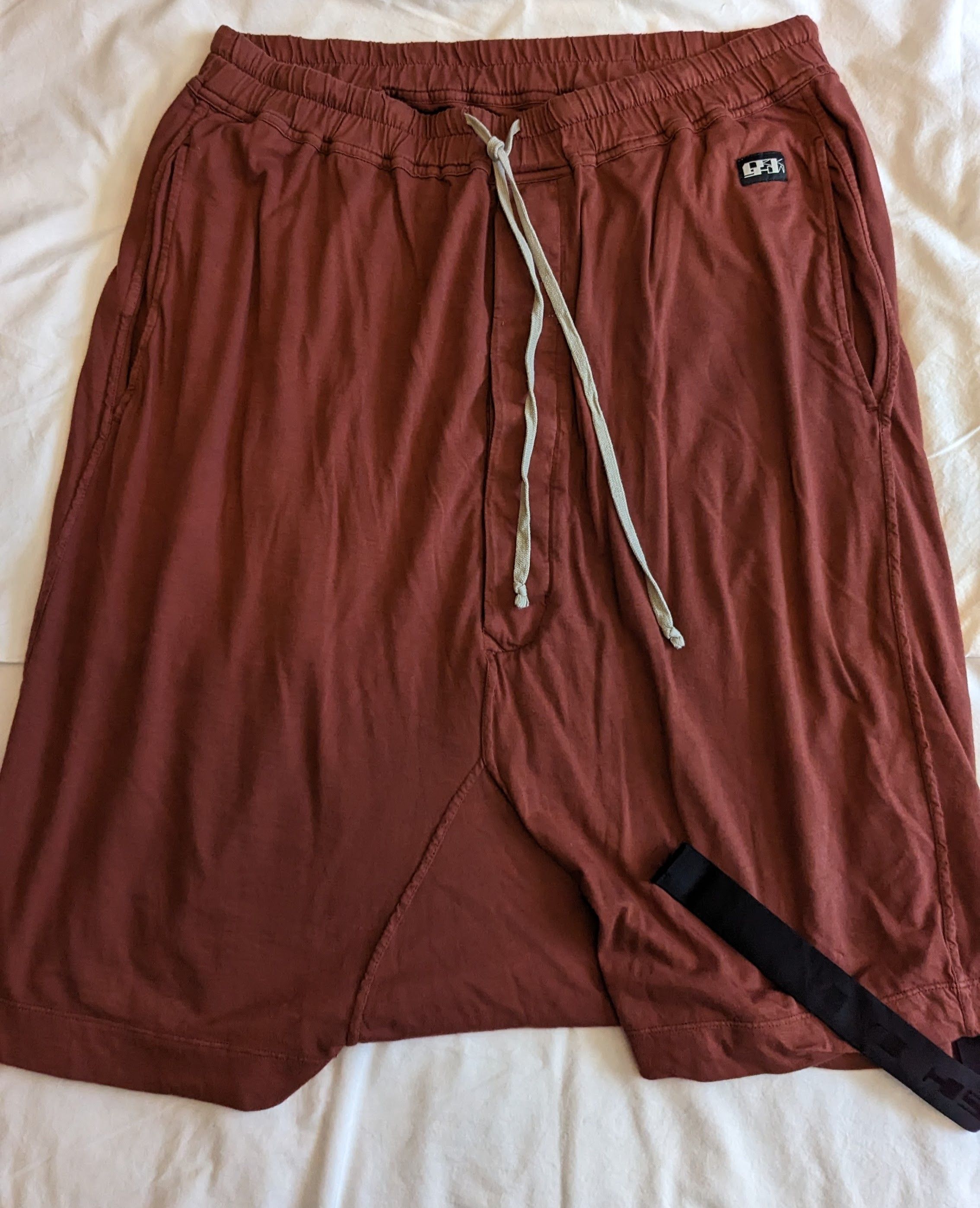Owens Drkshdw Rick Owens Drkshdw Pods Drawstring Jersey Short T-Shirts, Hoodie, Sweatshirt | PodTeesHub.com