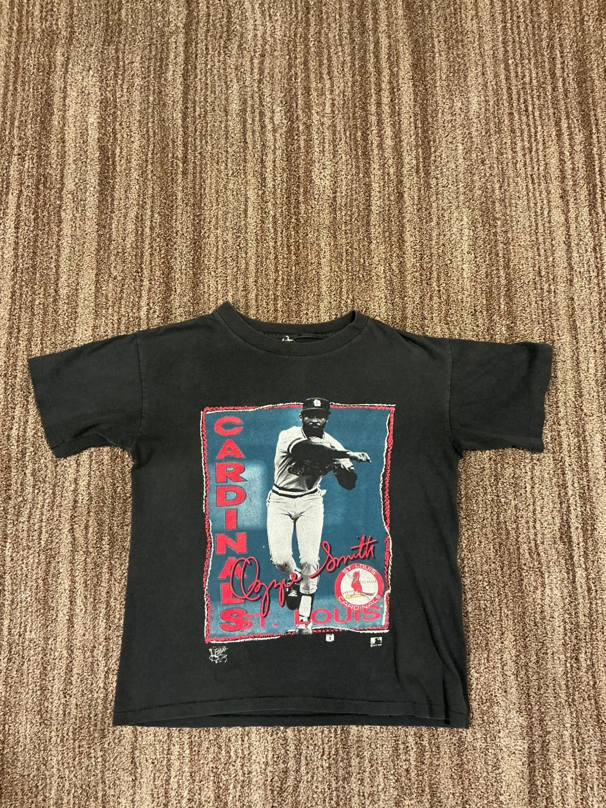 Vintagescardinals Ozzie Smith Vintage Tee Hoodie, Sweatshirt | PodTeesHub.com