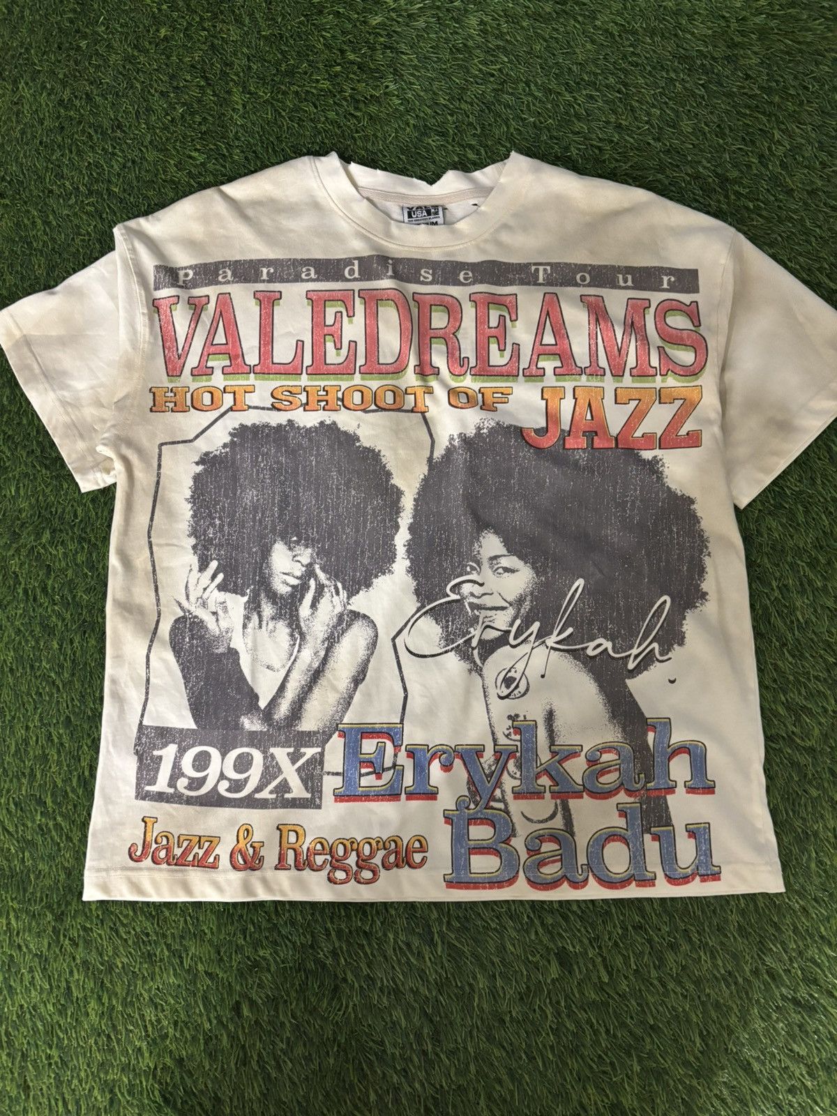 Vale Forever Badu Size M T-Shirts, Hoodie, Sweatshirt