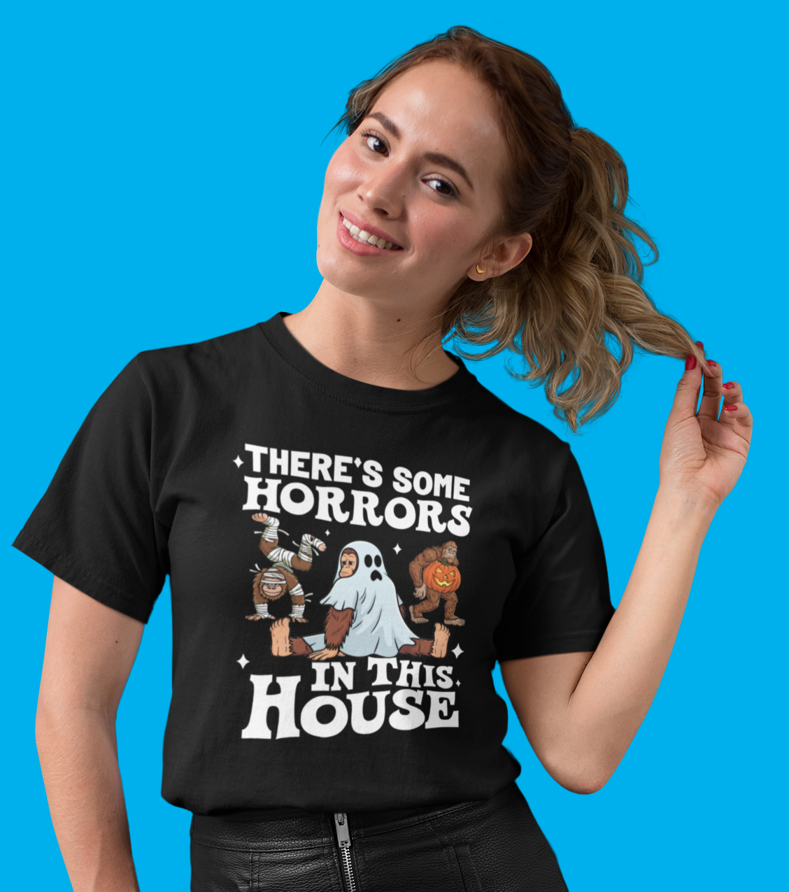 Bigfoot "Horrors in This House"  T-Shirt (Gildan Black) Hoodie, Sweatshirt | PodTeesHub.com