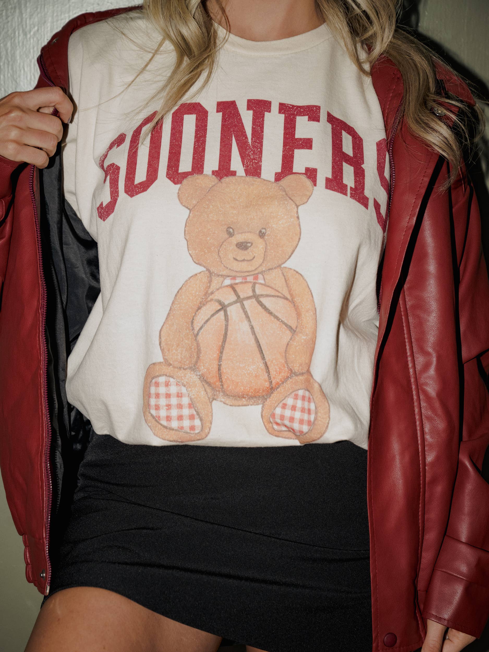 Ou Sooners Basketball Bear Off White Thrifted Tee Hoodie, Sweatshirt | PodTeesHub.com