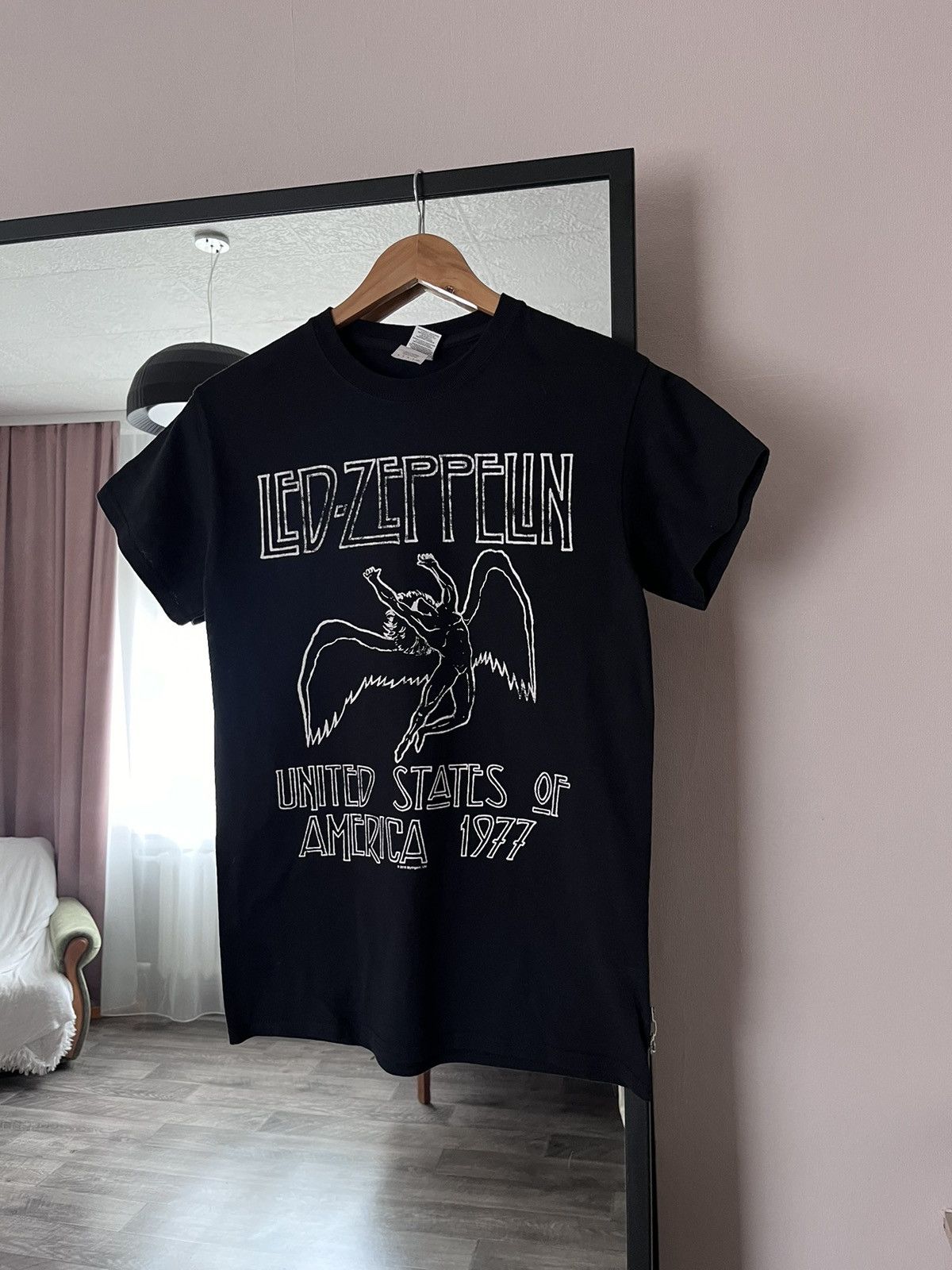 Band Tees Vintage Led Zeppelin 2018 T Shirt Y2k Streetwear Hoodie, Sweatshirt | PodTeesHub.com