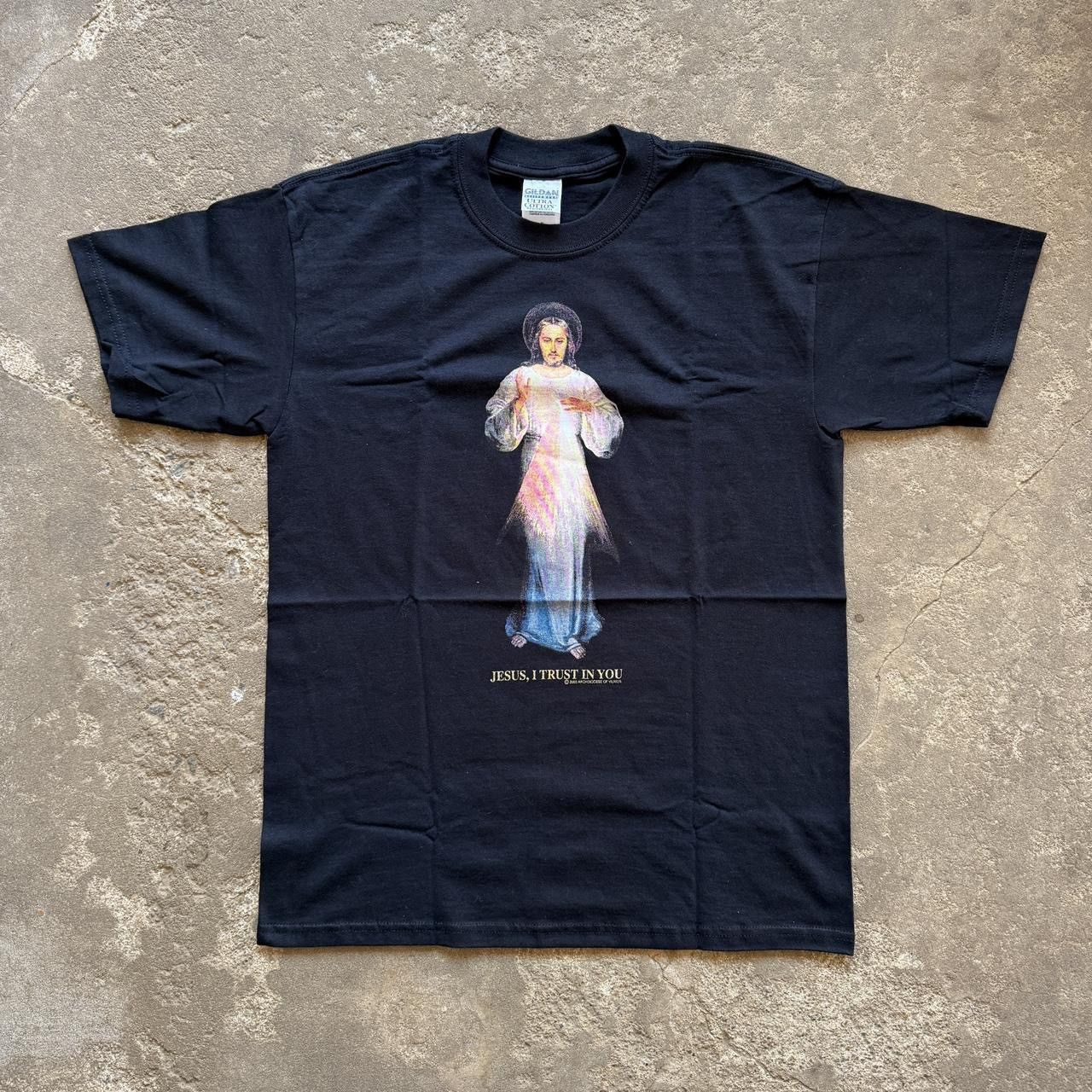 Gildanmvintage Jesus Essential T-Shirts, Hoodie, Sweatshirt