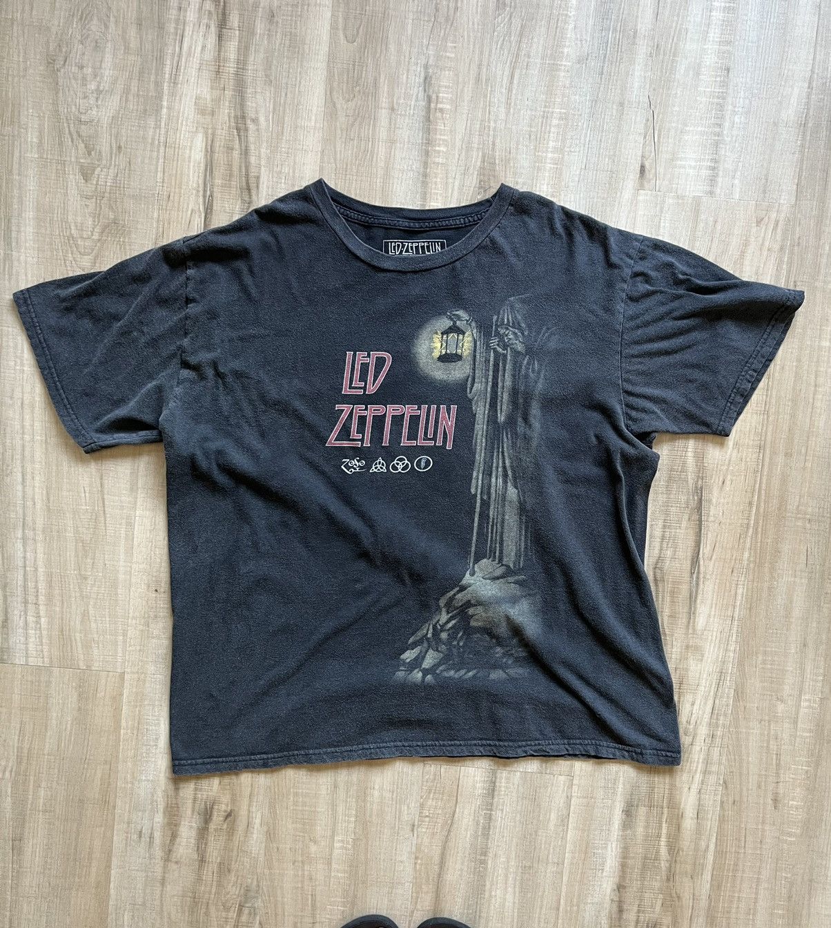 Vintage Modern Led Zeppelin T Shirt Hoodie, Sweatshirt | PodTeesHub.com