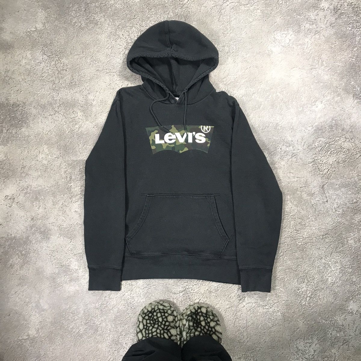Levi S Vintage Levis Hoodie Camo Big Logo Streetwear Casual Y2k T-Shirts, Sweatshirt | PodTeesHub.com