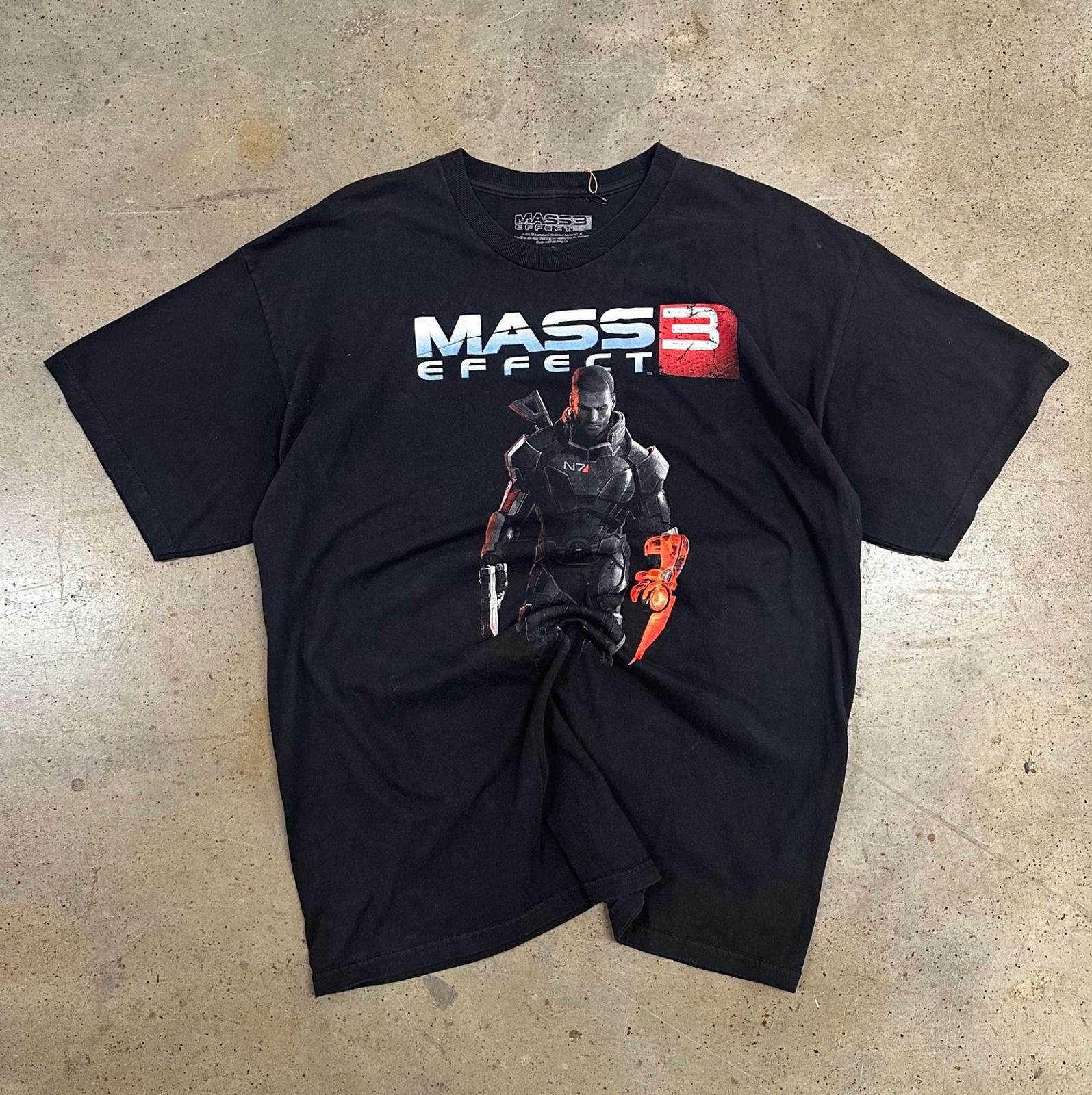 Designer Mass Effect 3 Gaming T Shirt Black Size Xl Gamer Tee Sci Fi Hoodie, Sweatshirt | PodTeesHub.com