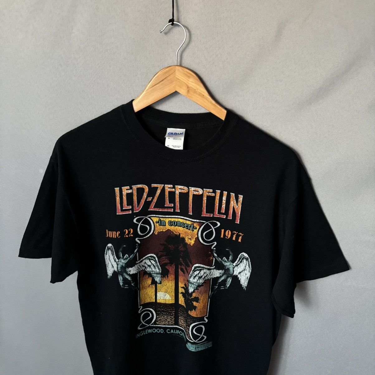 Zeppelin Led Zeppelin Gildan Tee T Shirt Vintage 2017 Rare Hoodie, Sweatshirt | PodTeesHub.com