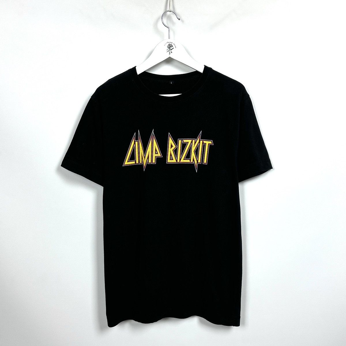 Band Tees Vintage 00s Y2k Limp Bizkit Unfollow Tour Tee Rock Band Hoodie, Sweatshirt | PodTeesHub.com