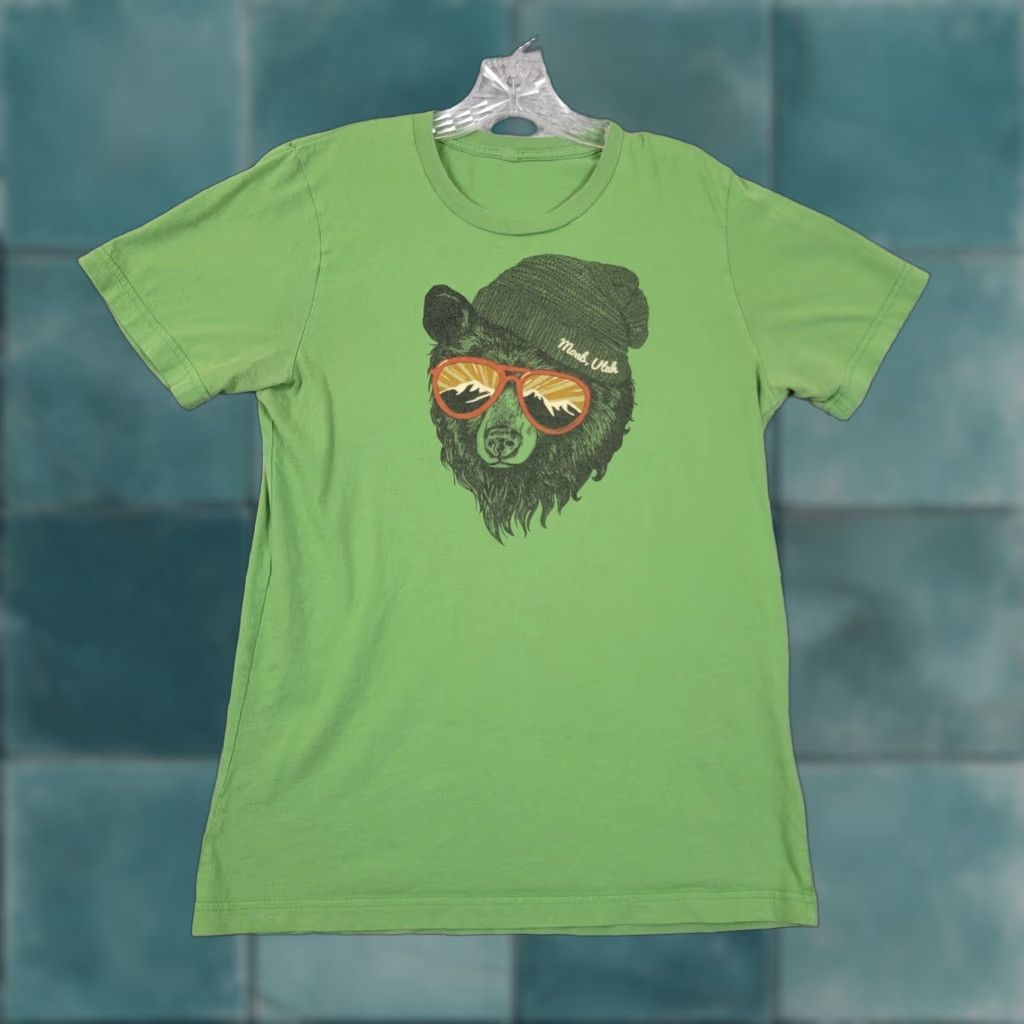Vintage Moab Utah Shirt Adult Small Green Hipster Bear Outdoor Sunglasses Beanie T Shirt Men Hoodie, Sweatshirt
