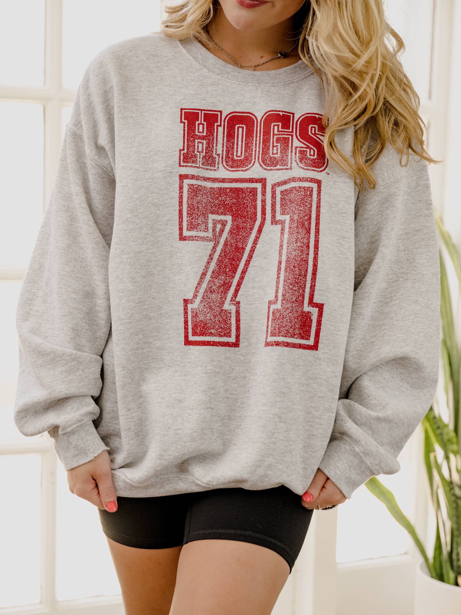 Arkansas Razorbacks Player Ash Gray Thrifted Sweatshirt T-Shirts, Hoodie | PodTeesHub.com