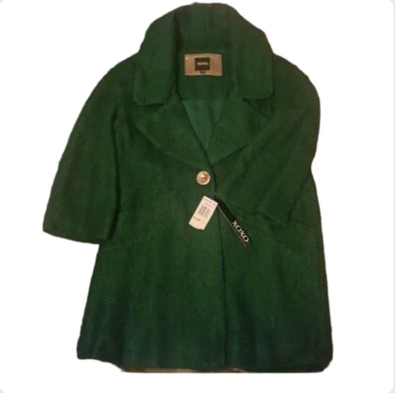 Xoxo Coat T-Shirts, Hoodie, Sweatshirt | PodTeesHub.com