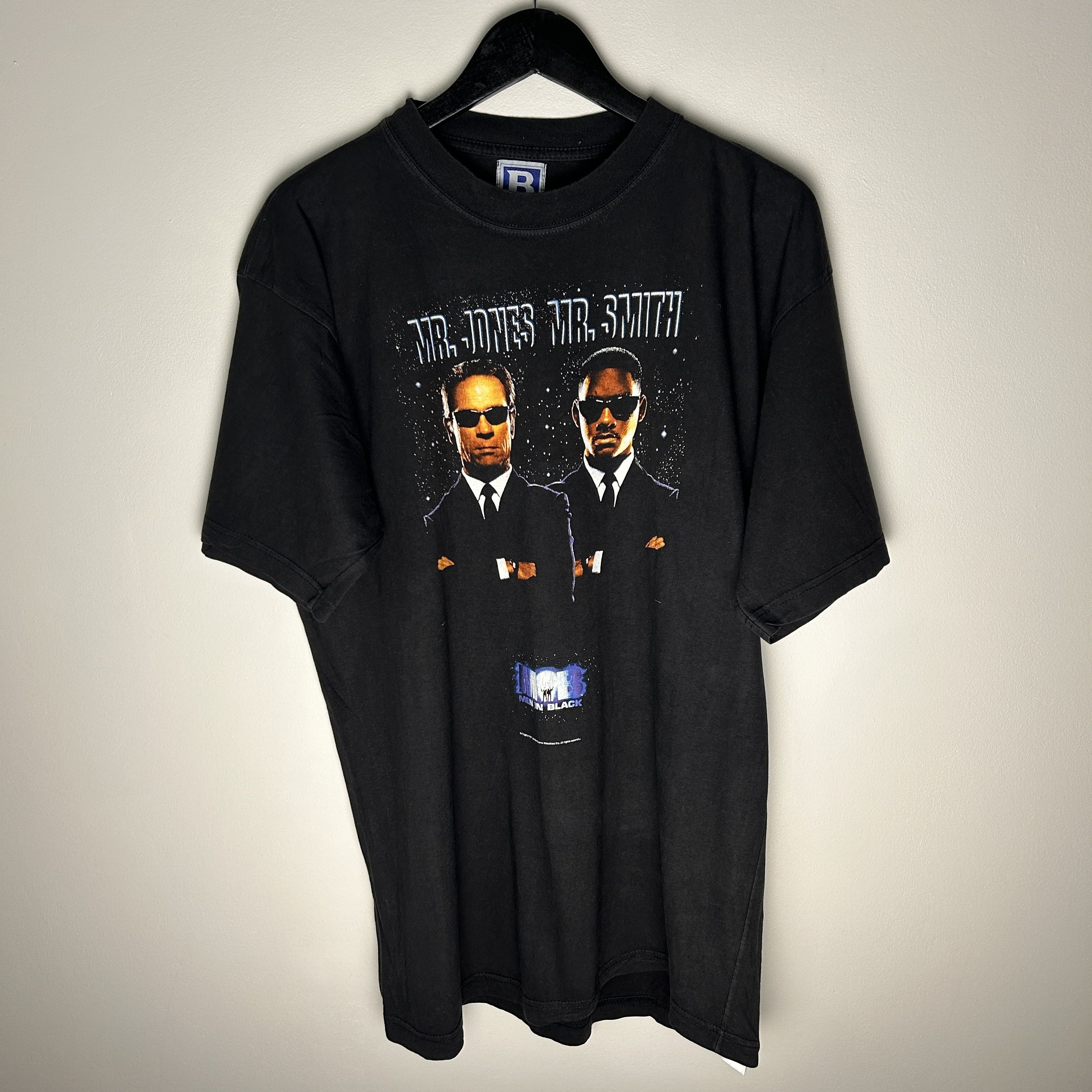Vintage Black 1997 Movie T-Shirts, Hoodie, Sweatshirt