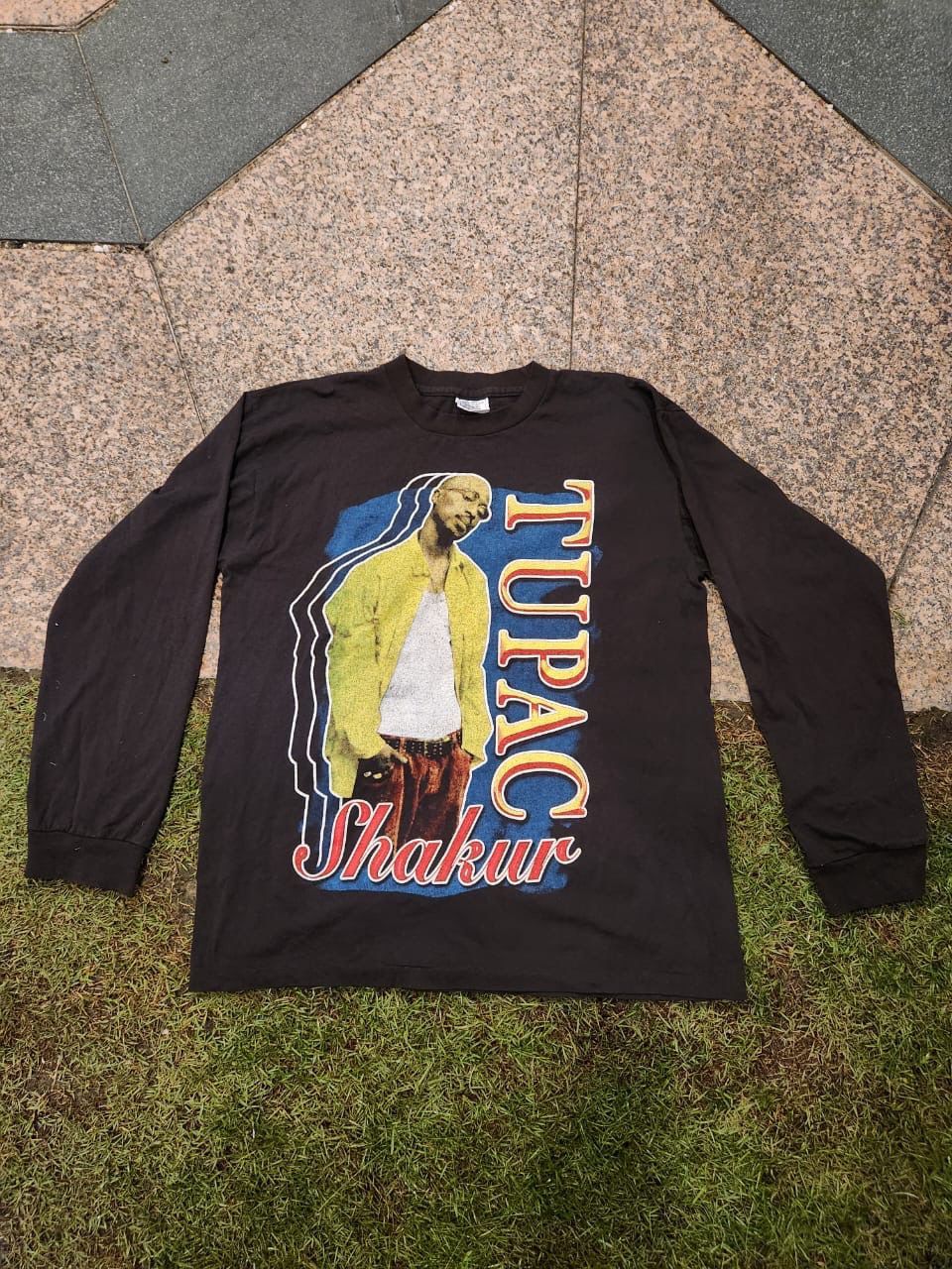 Rap Tees Vintage Tupac Shakur Bootleg Rap Tees Hoodie, Sweatshirt | PodTeesHub.com