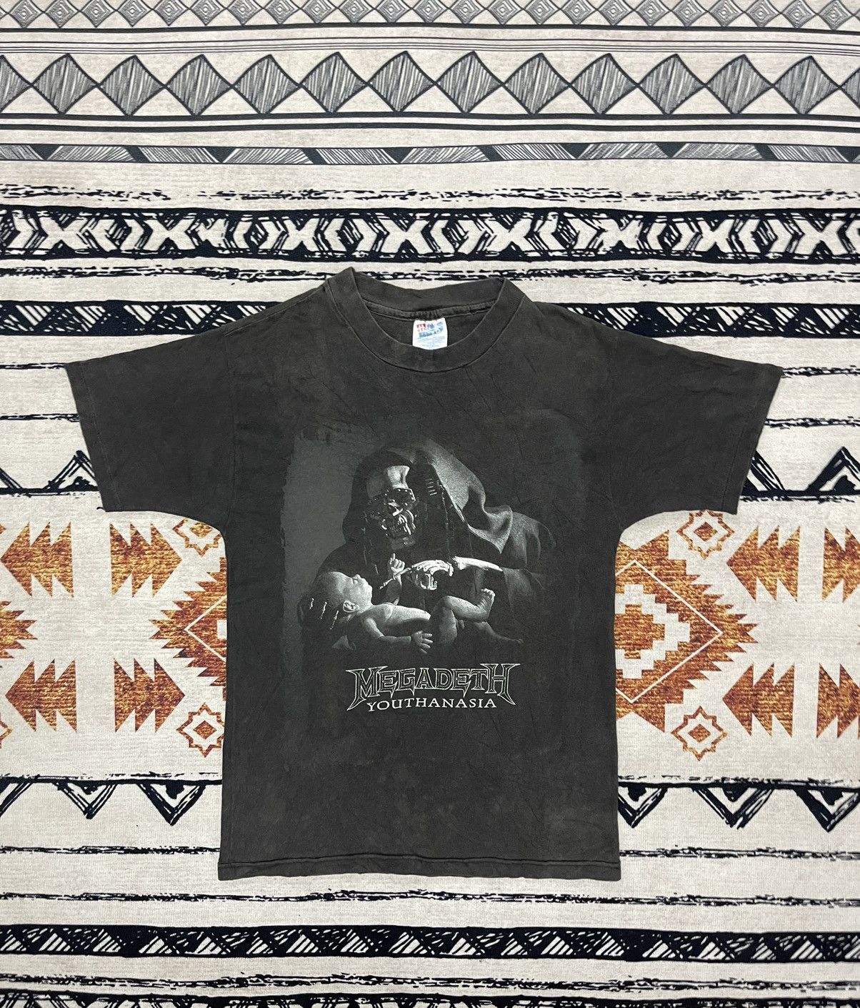 True Vintage Megadeth Youthanasia Band Tees Hoodie, Sweatshirt | PodTeesHub.com