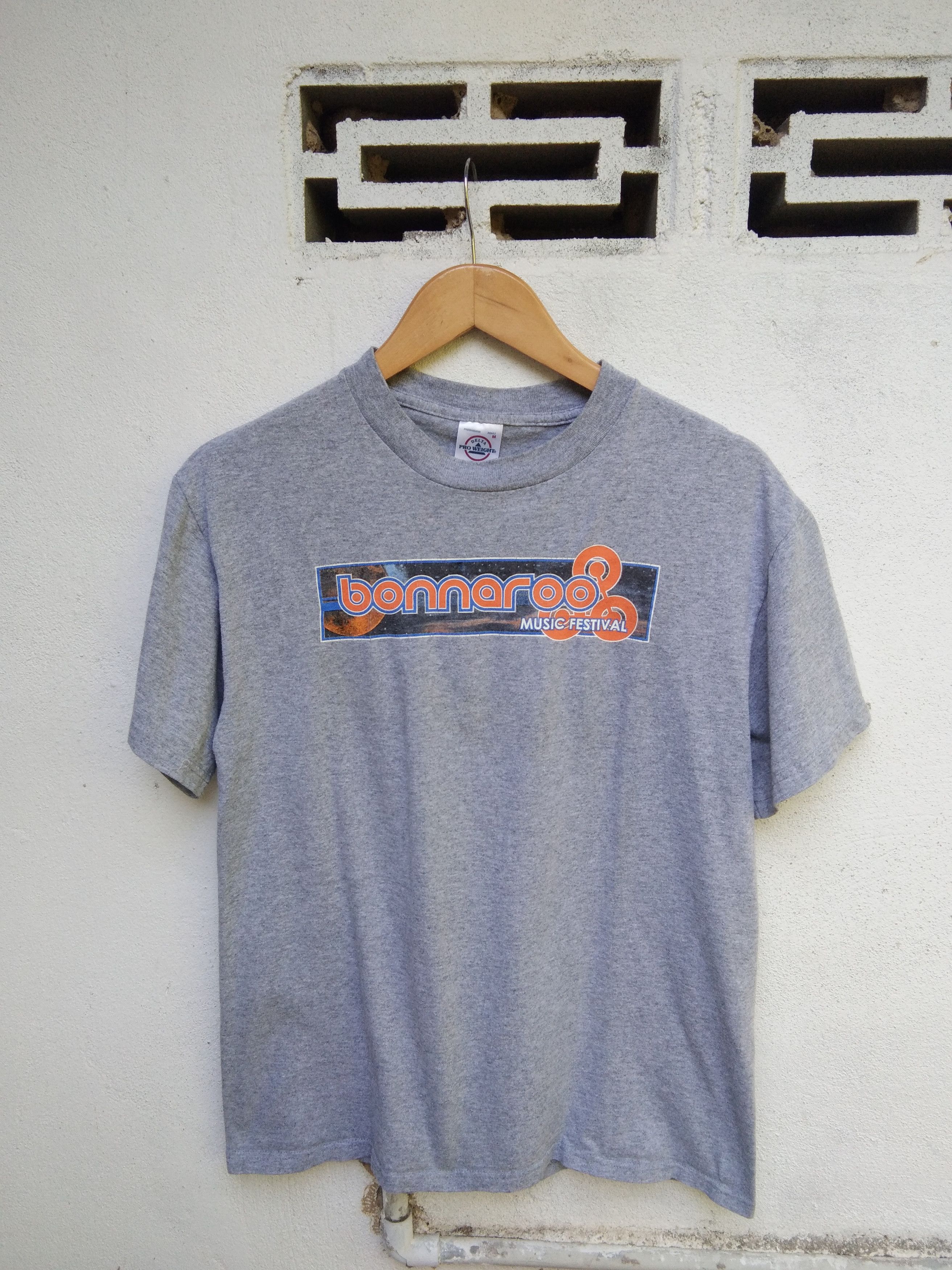 Vintage 2002 Bonnaroo Music Festival Concert Tee Hoodie, Sweatshirt | PodTeesHub.com