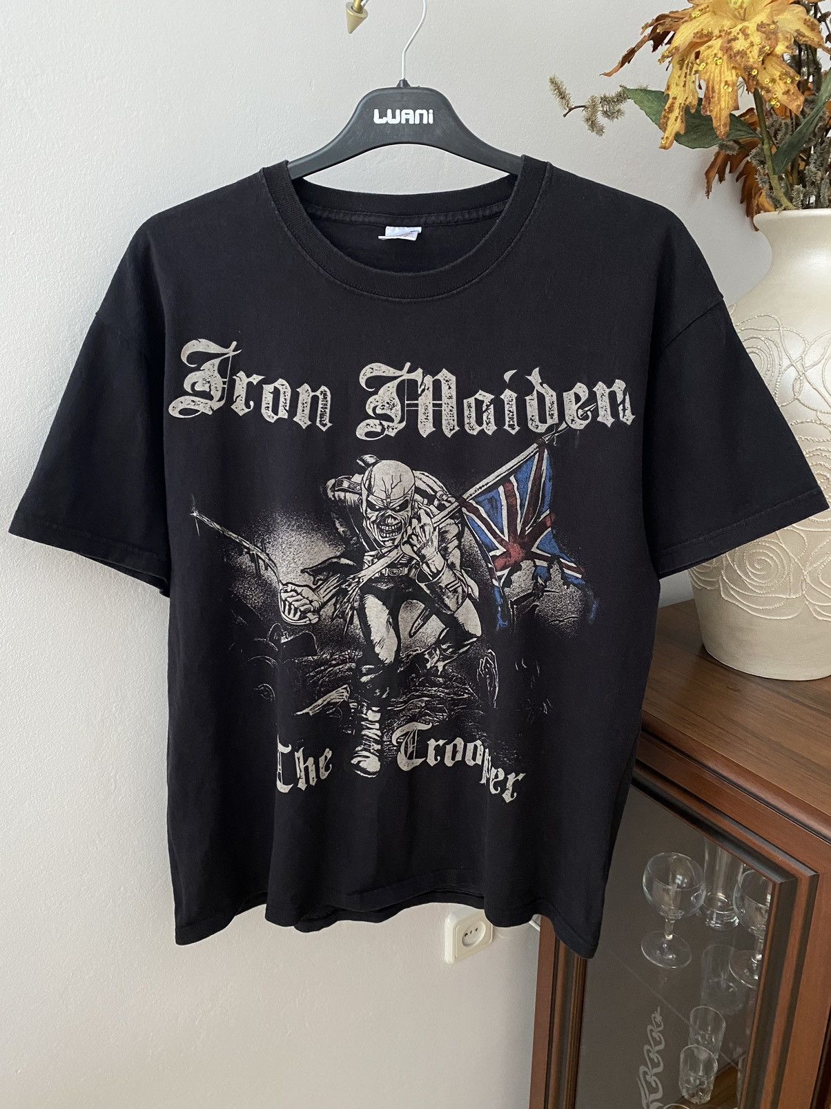 Maiden Vintage Iron Maiden 00s The Trooper Rock Band T Shirt Hoodie, Sweatshirt | PodTeesHub.com