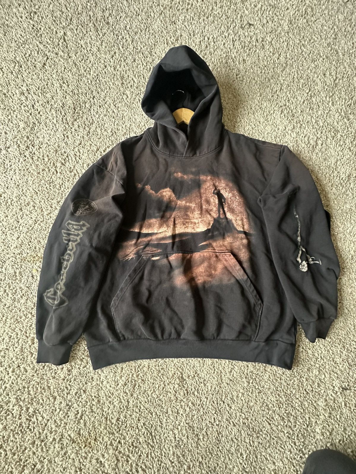 Scott Travis Scott Coachella Hoodie T-Shirts, Sweatshirt | PodTeesHub.com