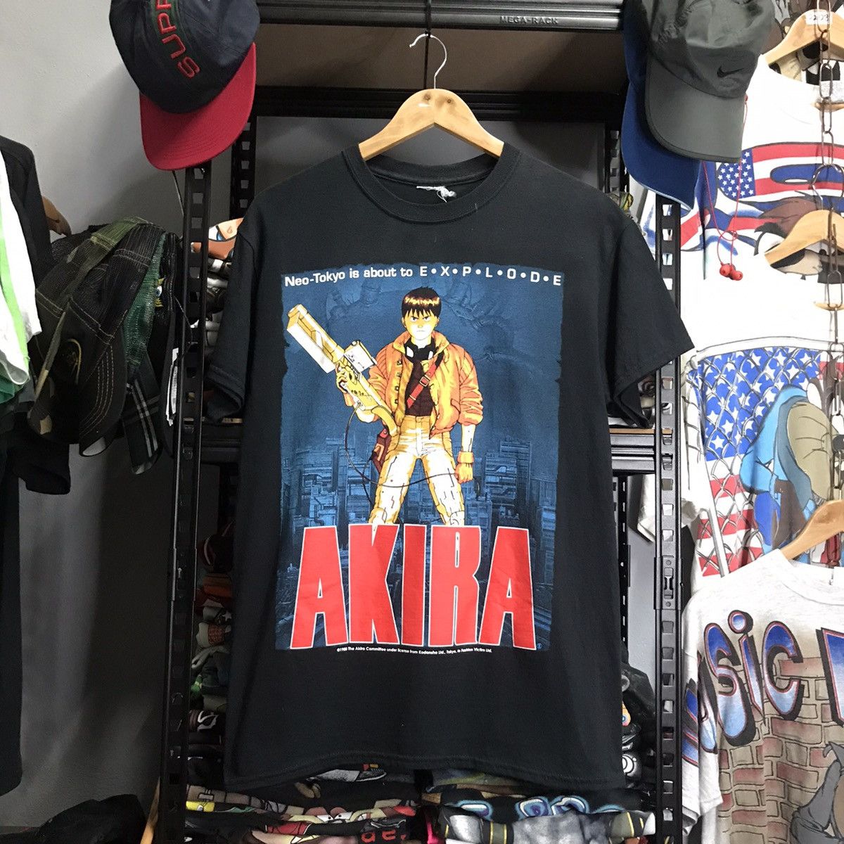 Akira Vintage T-Shirts, Hoodie, Sweatshirt