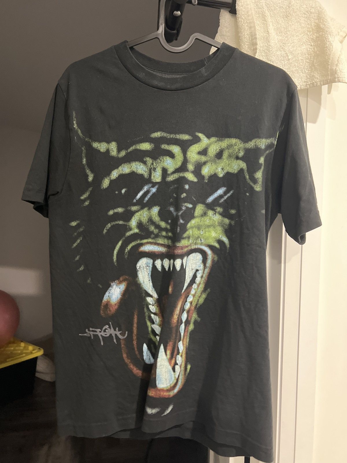 Scott Travis Scott Utopia Tour T Shirt Hoodie, Sweatshirt | PodTeesHub.com