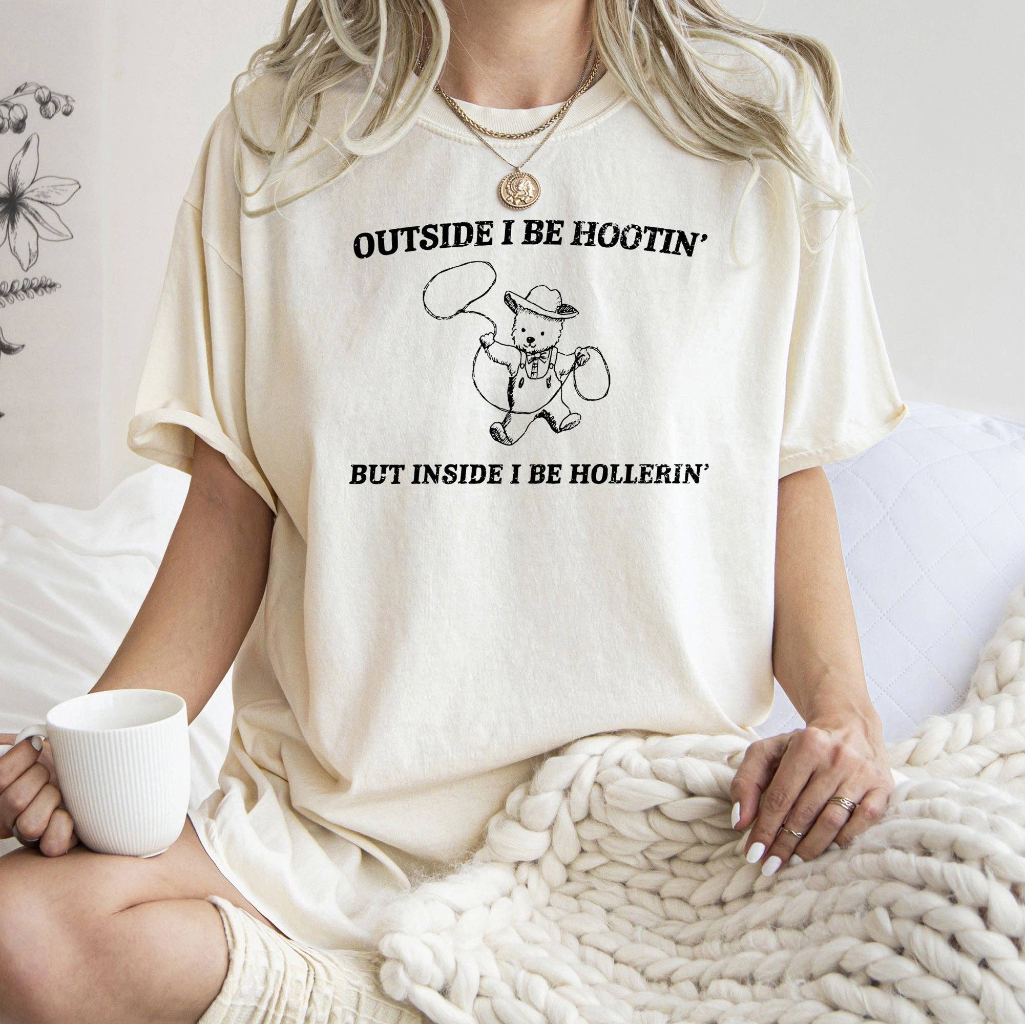 Hootin Hollerin, Bear, Meme, Aesthetic, Funny, Comfort Colors Tshirt Hoodie, Sweatshirt | PodTeesHub.com