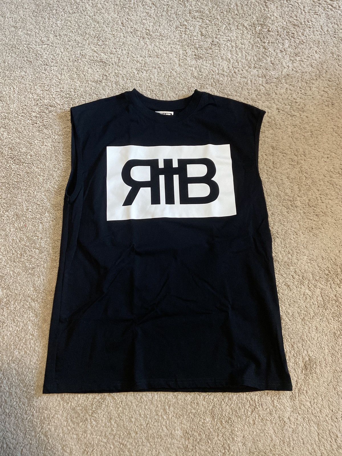 Rap Tees Che Rest In Bass Shirt Hoodie, Sweatshirt | PodTeesHub.com