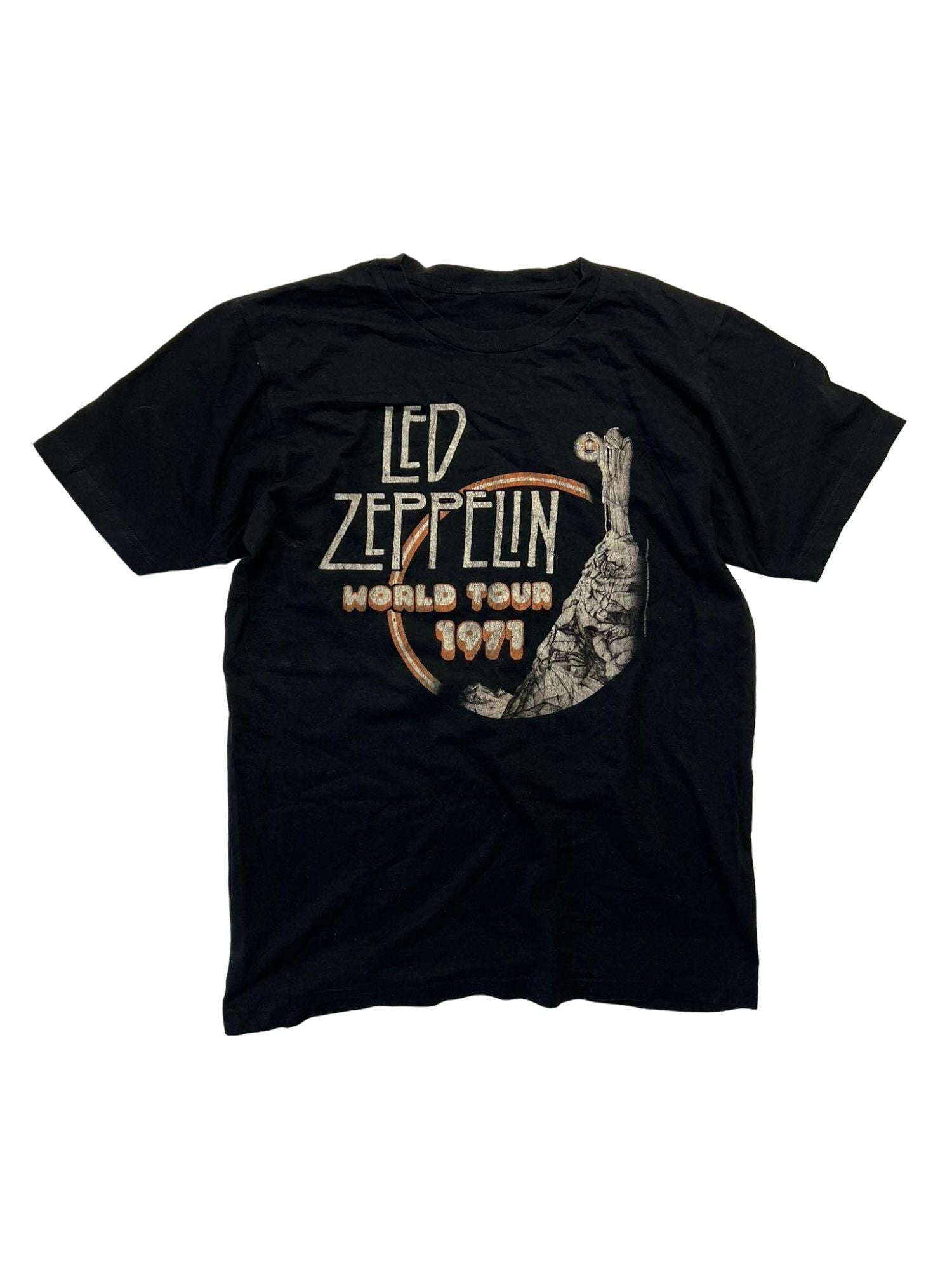 Vintage Vtg Led Zeppelin 07 World Tour 1971 Black Tee Hoodie, Sweatshirt | PodTeesHub.com