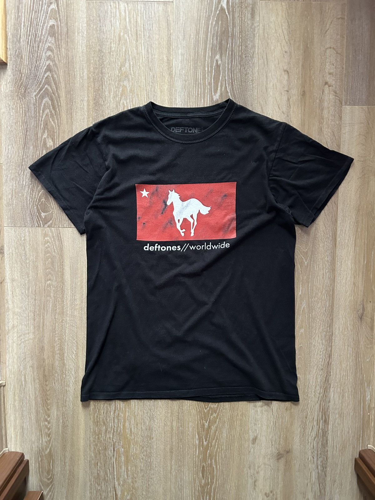 Band Tees Deftones White Pony Worldwide Tour Band T Shirt Hoodie, Sweatshirt | PodTeesHub.com