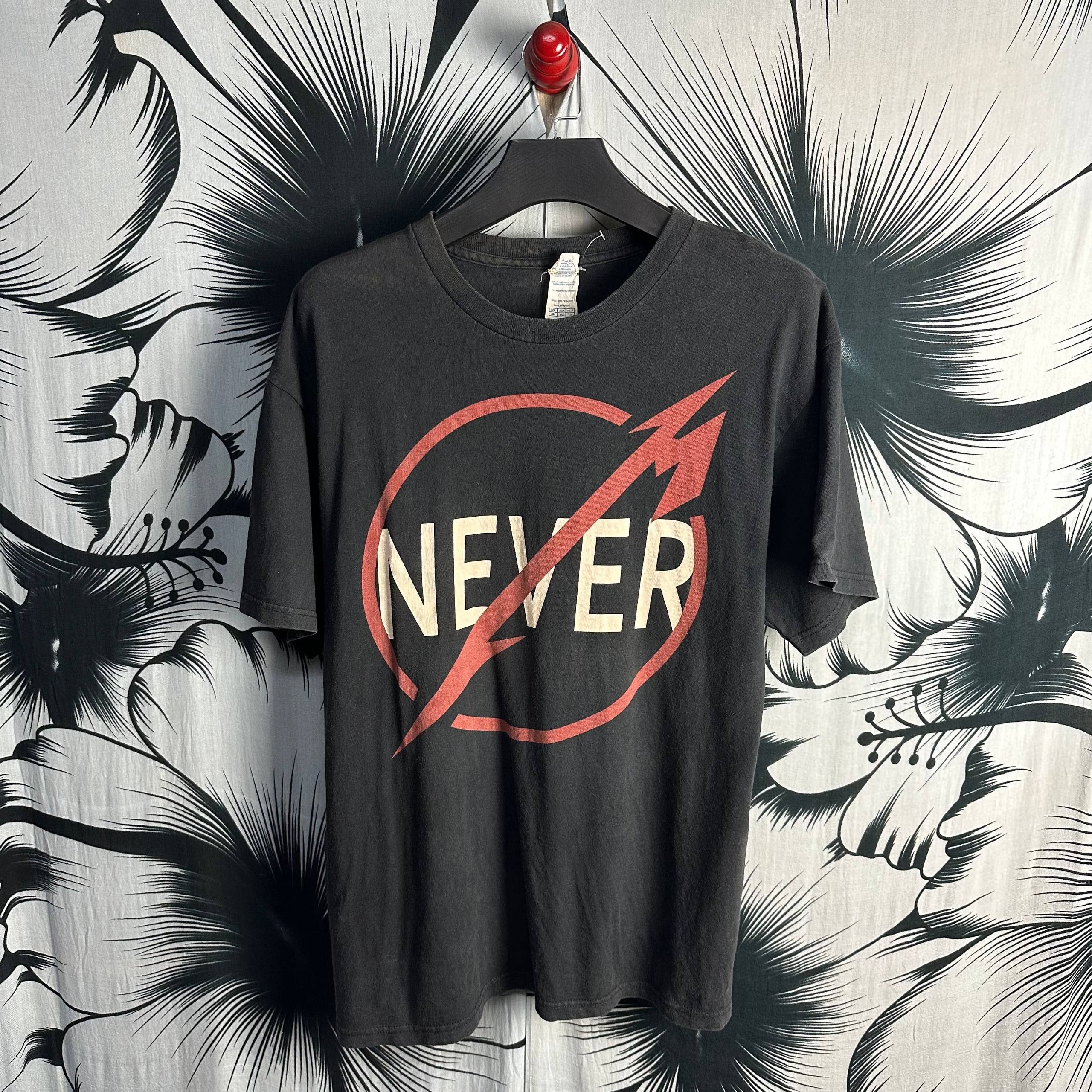 Band Rare Vintage Metallica Through Never T-Shirts, Hoodie, Sweatshirt