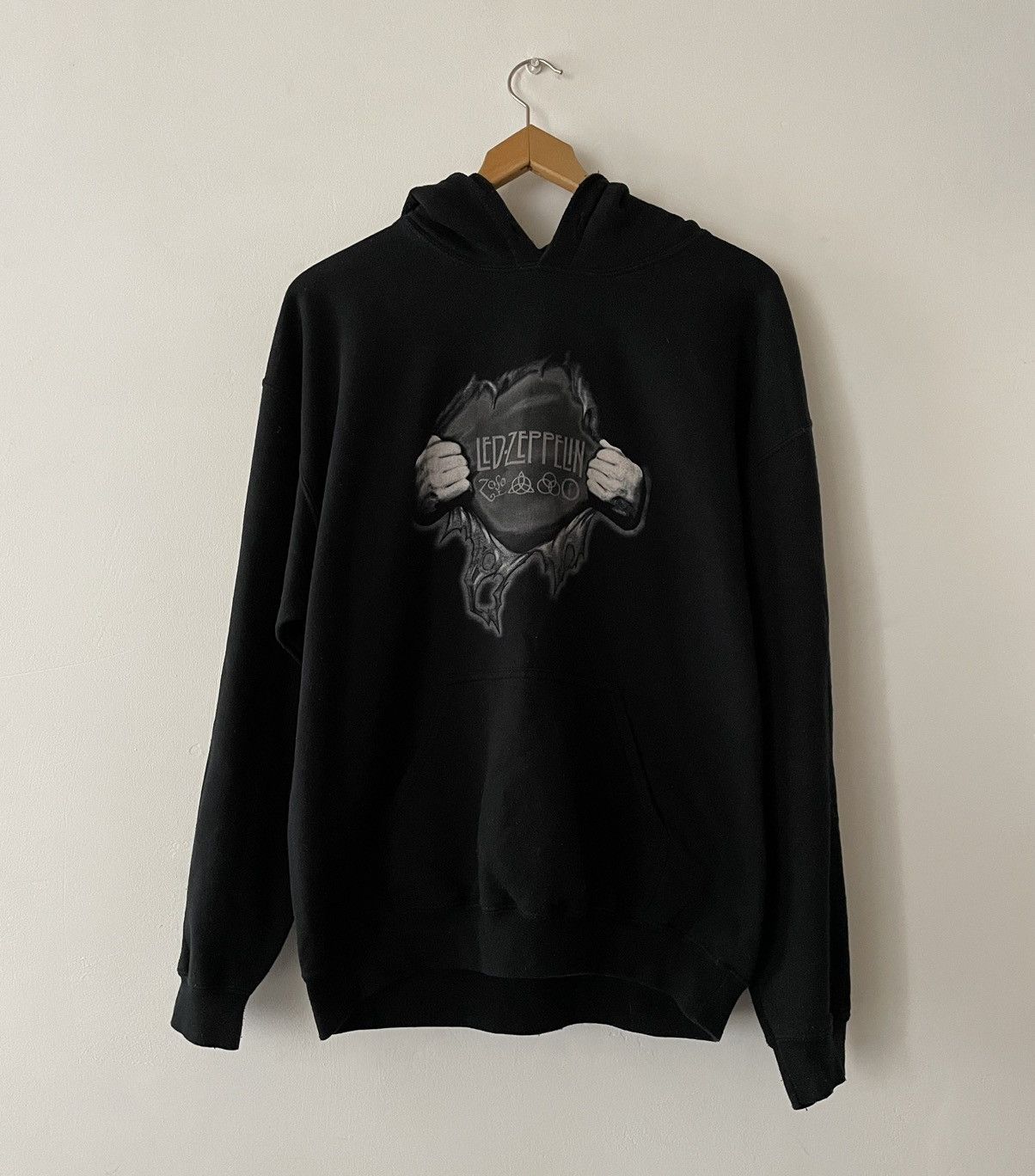 Led Zeppelin X Vintage Vintage Led Zeppelin Rock Hoodie T-Shirts, Sweatshirt | PodTeesHub.com
