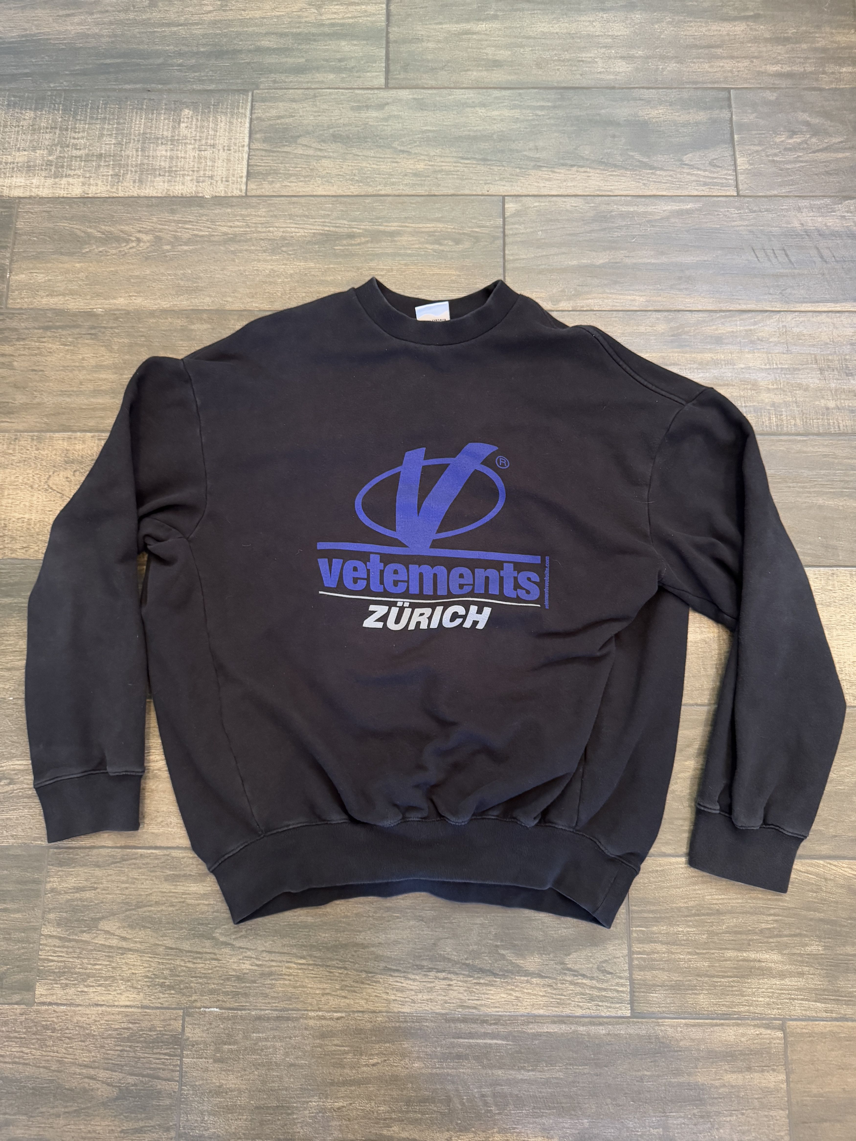 Vetements Zurich Logo Crewneck Sweatshirt T-Shirts, Hoodie | PodTeesHub.com