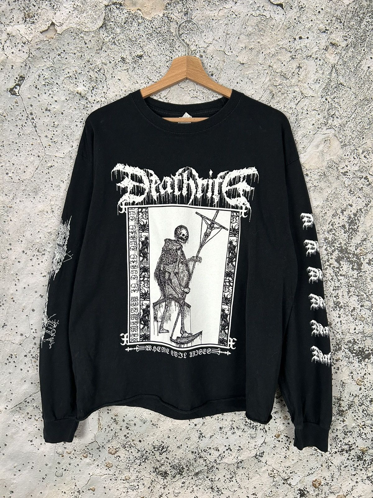Band Tees Vintage Deathrite Band Tees Black Metal Grunge Punk 90s Hoodie, Sweatshirt | PodTeesHub.com