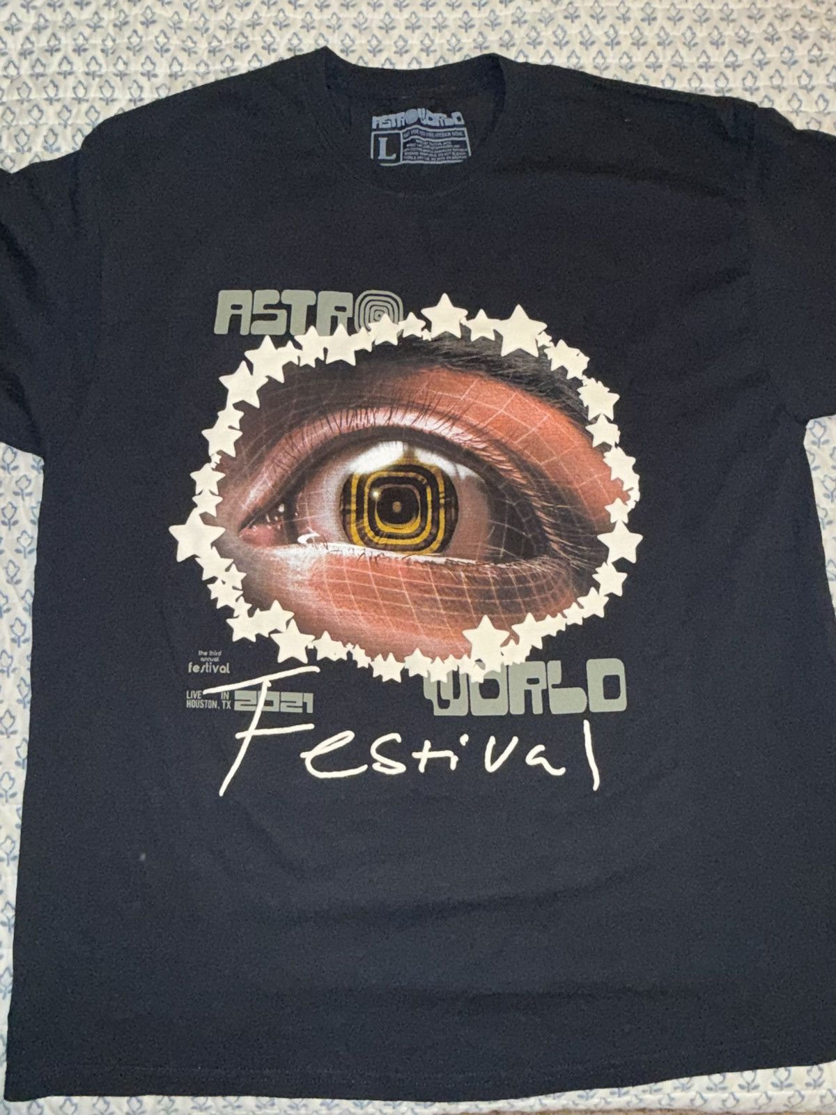 Scott Travis Scott Open Your Eyes Tee Size Lg Hoodie, Sweatshirt | PodTeesHub.com