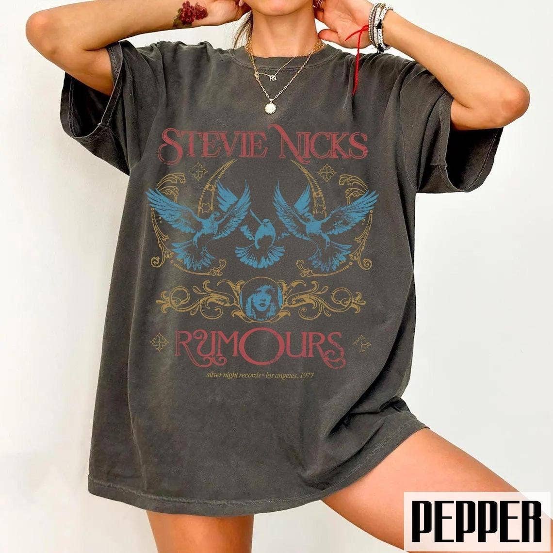 Ste-Vie Nicks Legend Tour Concert Tee Hoodie, Sweatshirt | PodTeesHub.com