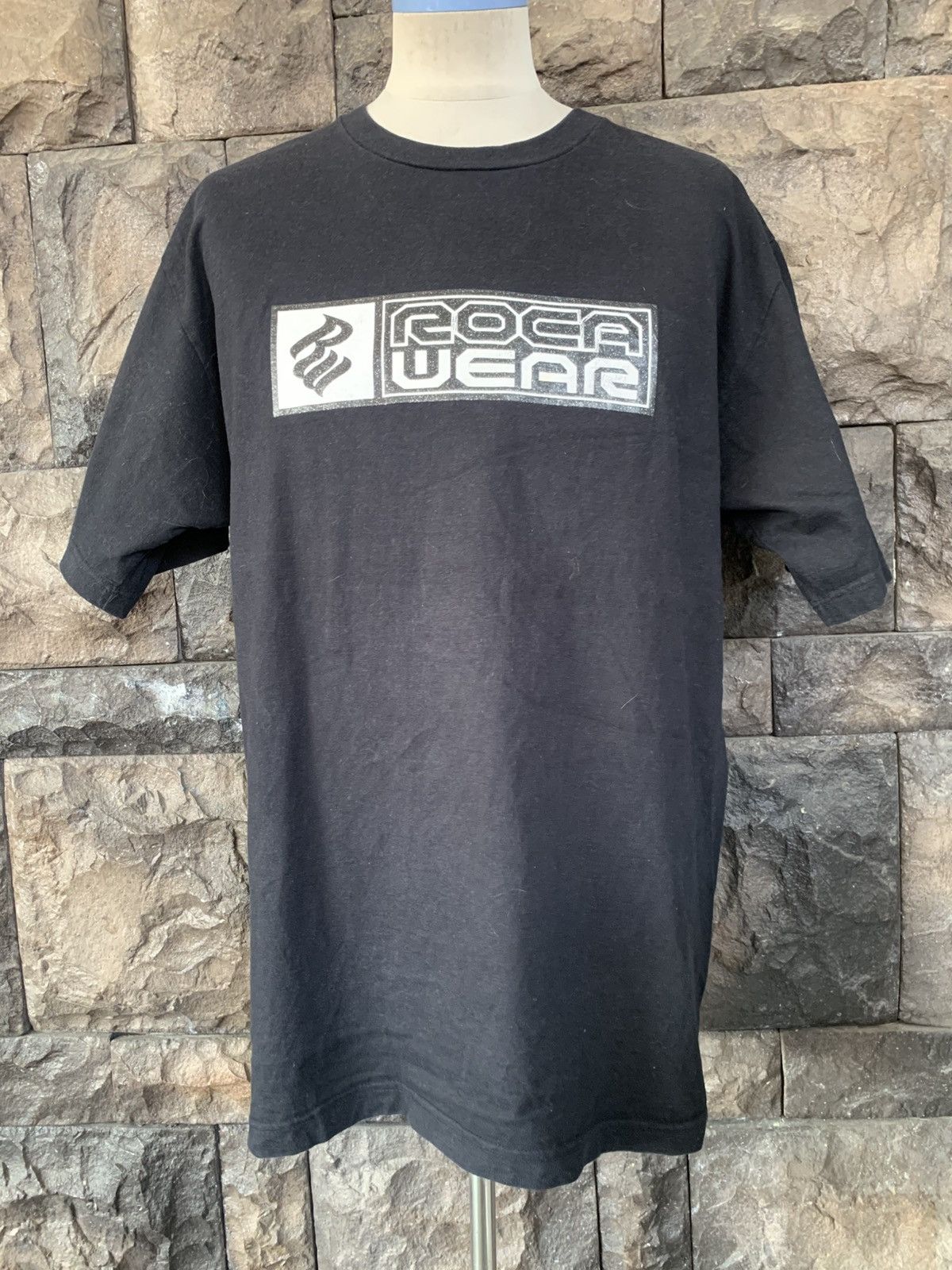 Vintage Y2k Rocawear Modern Streetwear Hip Hop T Shirt Hoodie, Sweatshirt | PodTeesHub.com