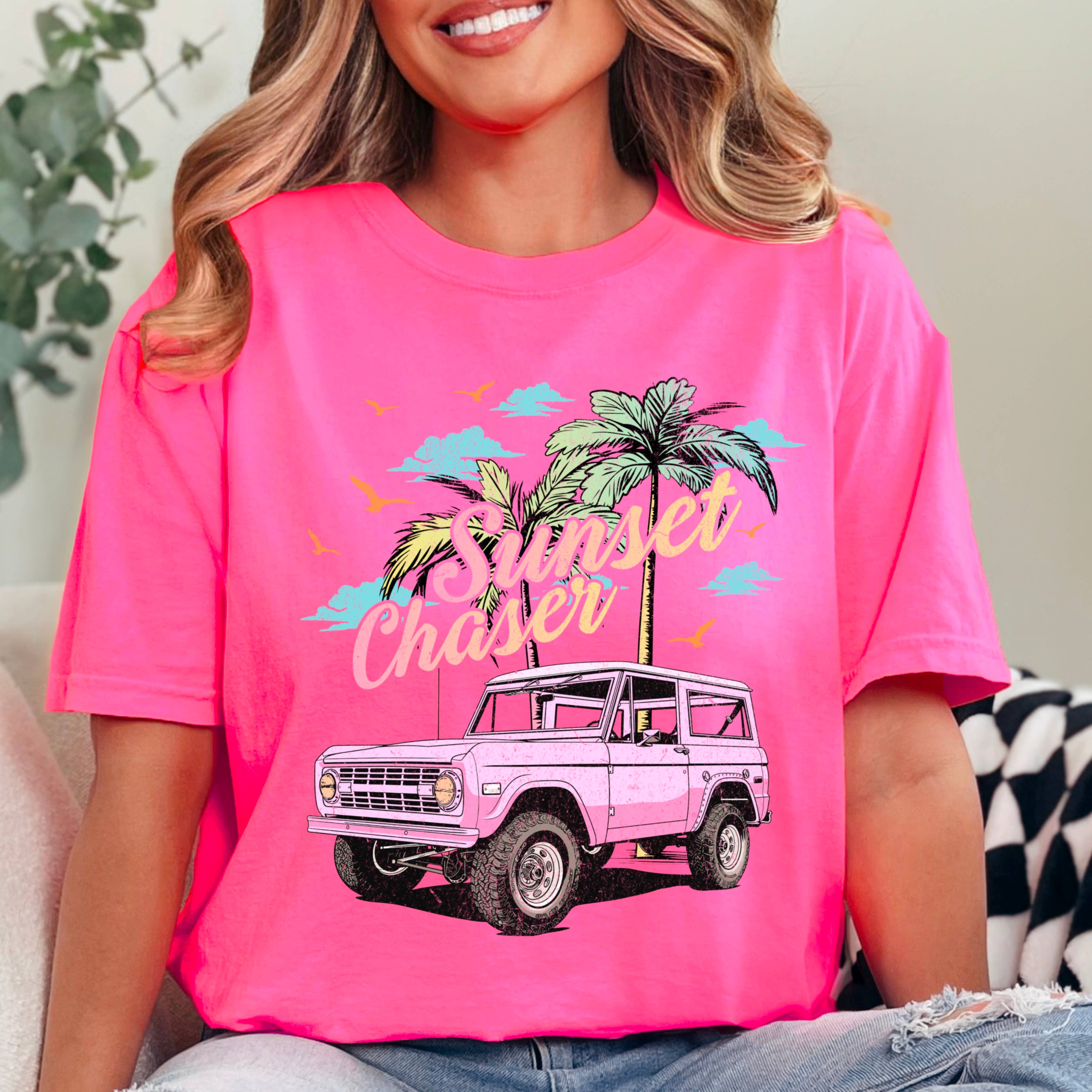 Sunset Chaser  Graphic Shirt | Summer 2025 Comfort Colors Hoodie, Sweatshirt | PodTeesHub.com