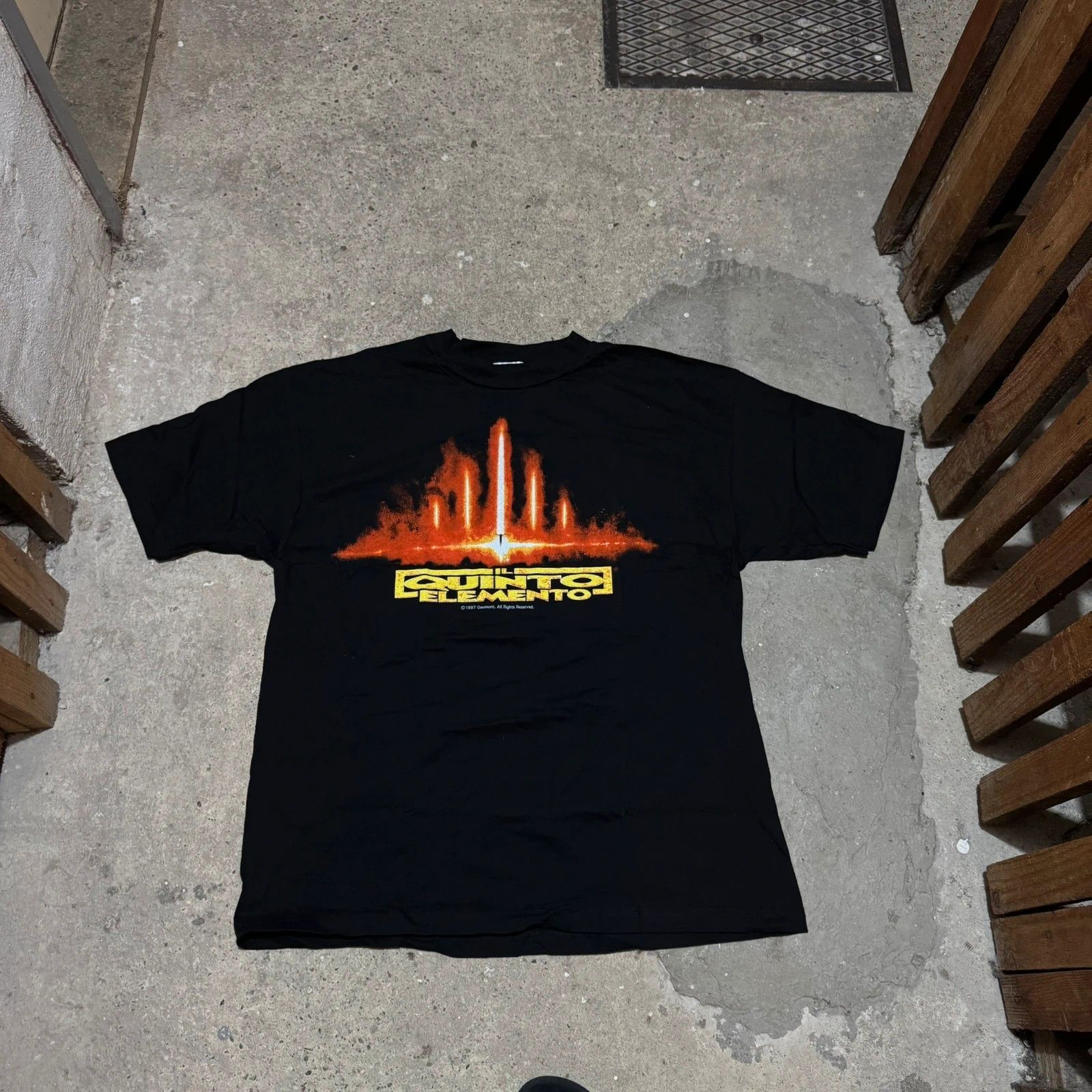 Vintage Promo The Fifth Element 1997 T Shirt Film Hoodie, Sweatshirt | PodTeesHub.com