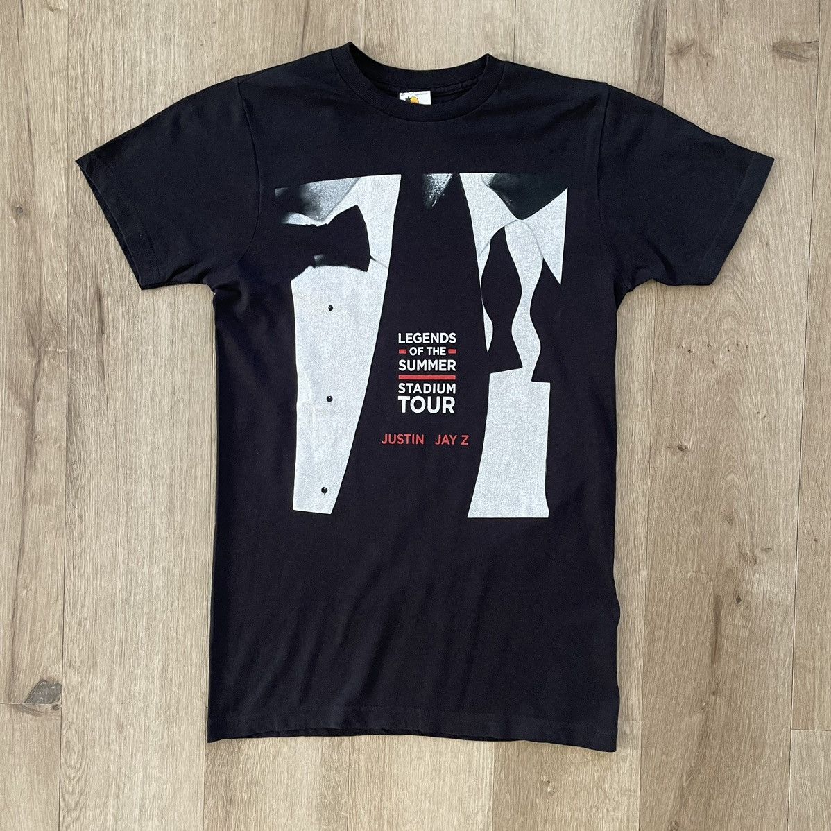 Jay Z X Vintage 2013 Rap Hip Hop Jay Z Justin Timberlake Suit Tie T Shirt Hoodie, Sweatshirt | PodTeesHub.com